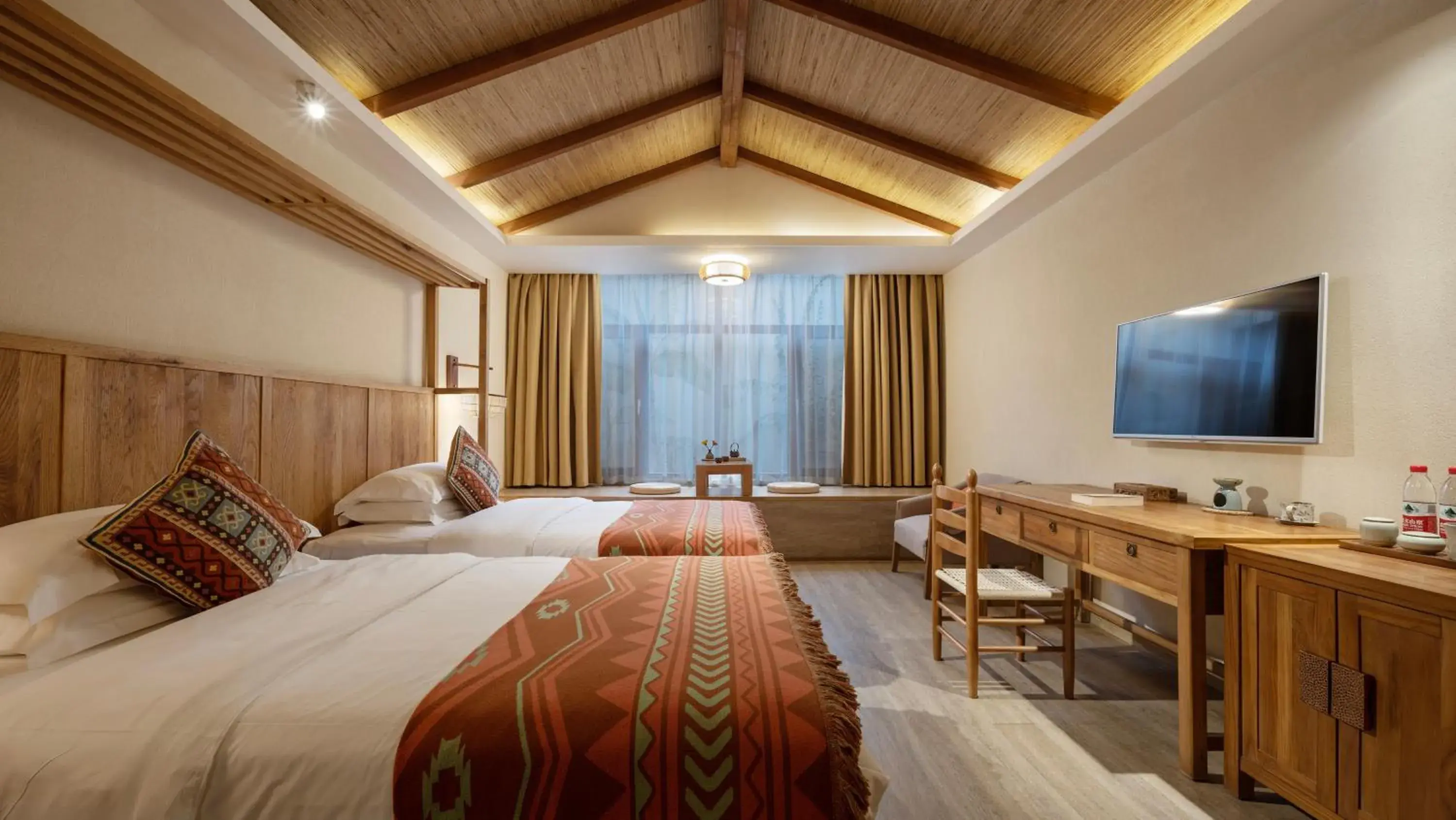 Elegant Double Room in Yangshuo The Apsara Lodge Elegant Double Room in Yangshuo The Apsara Lodge