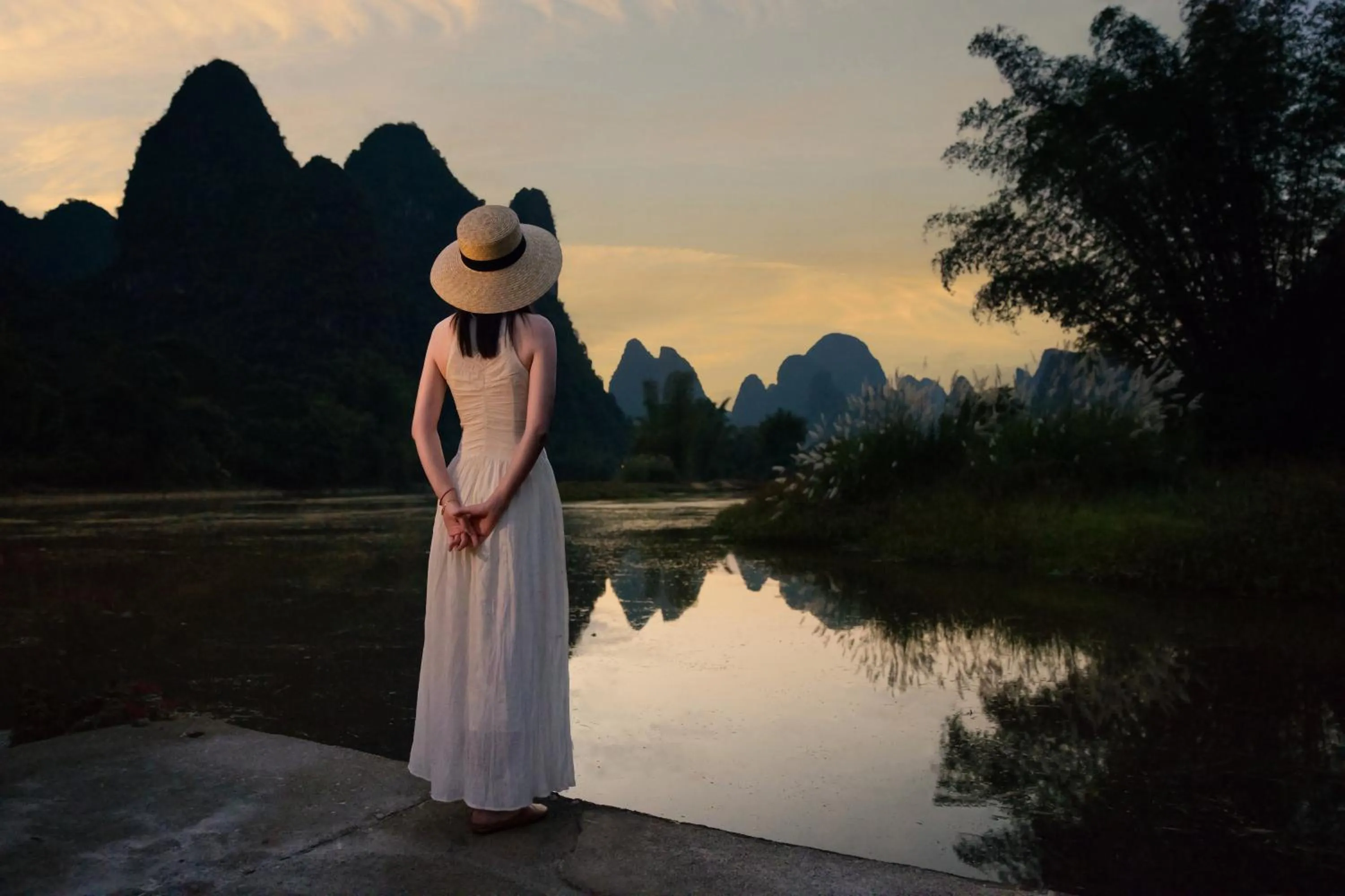 People in The Apsara Lodge