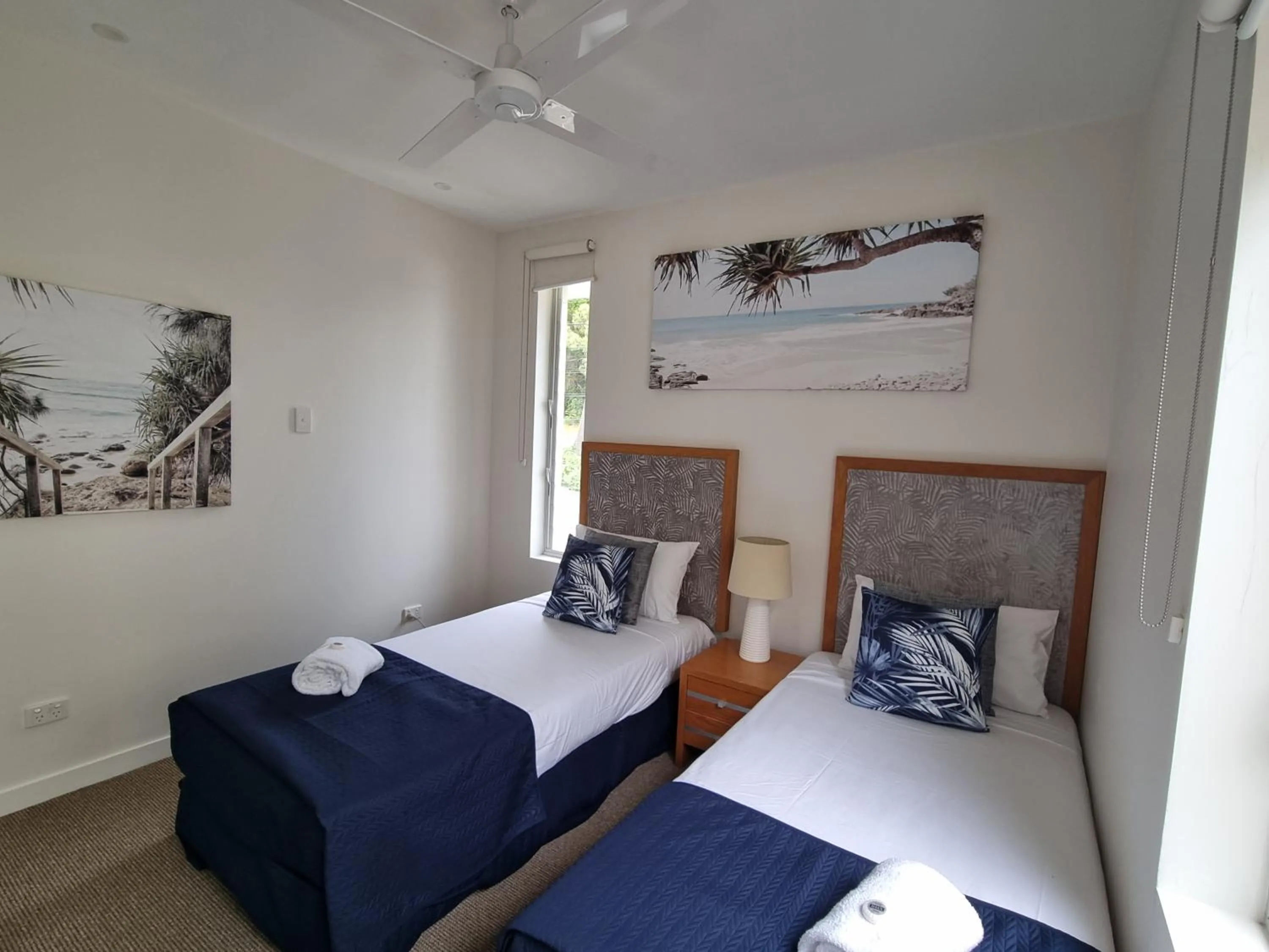 Bedroom, Bed in Rainbow Ocean Palms Resort