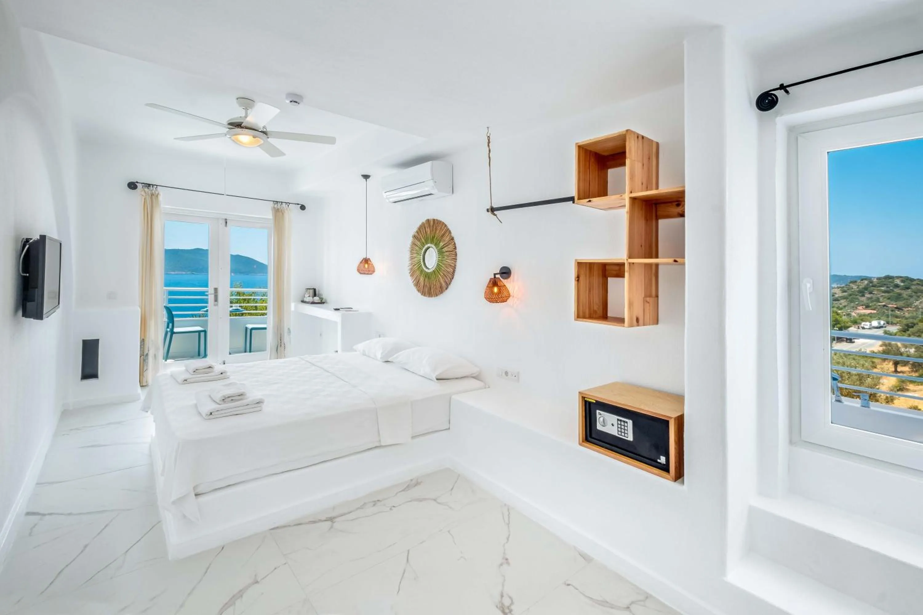 Massage, Bed in Payam Hotel