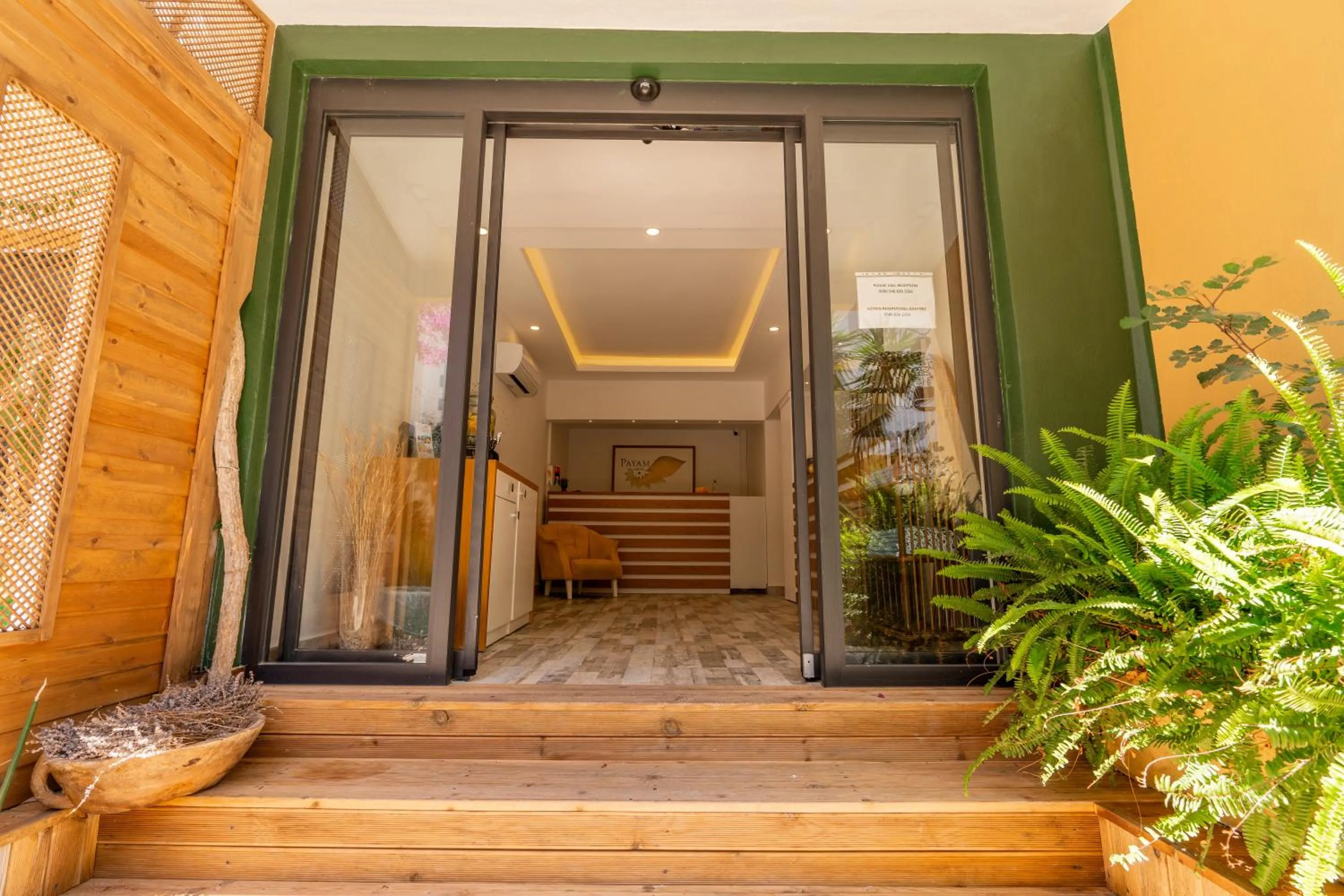 Lobby or reception in Payam Hotel