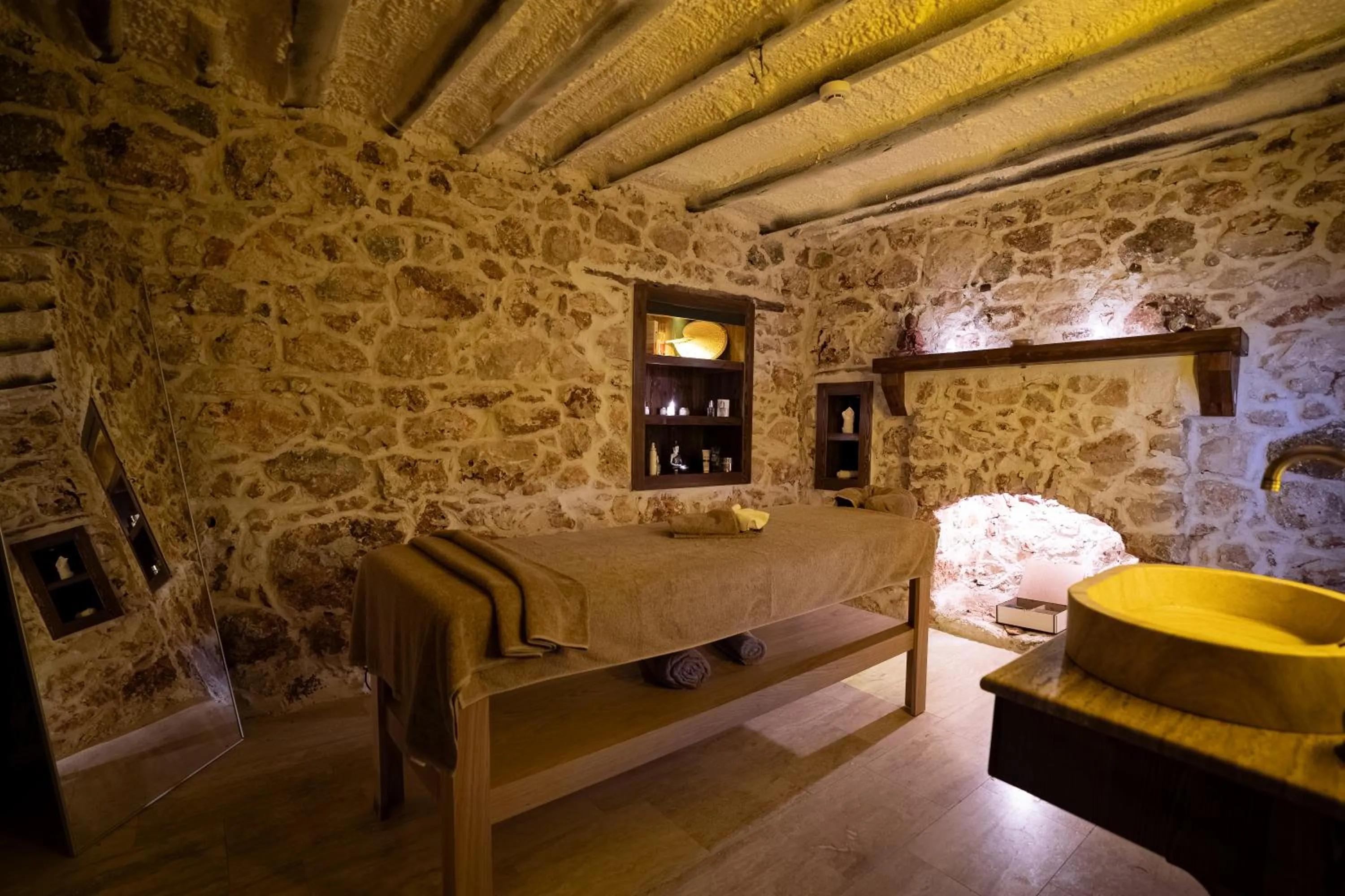 Spa and wellness centre/facilities, Bed in Payam Hotel