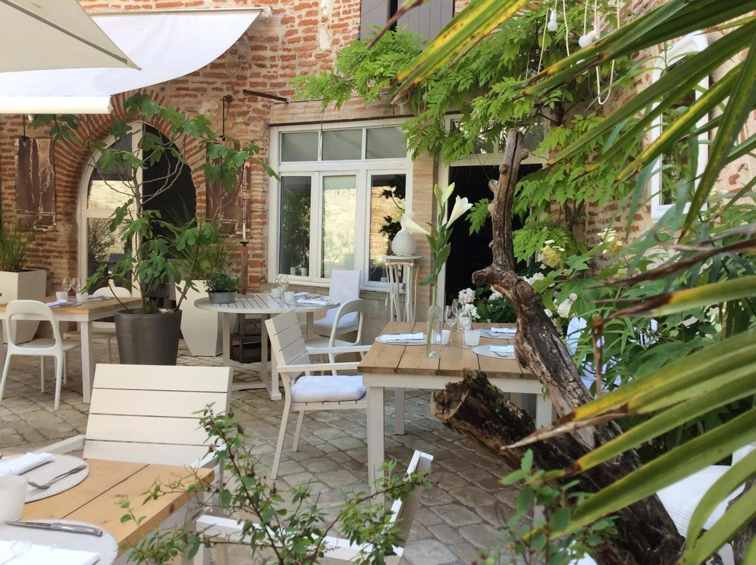 Balcony/Terrace in La maison sur la place