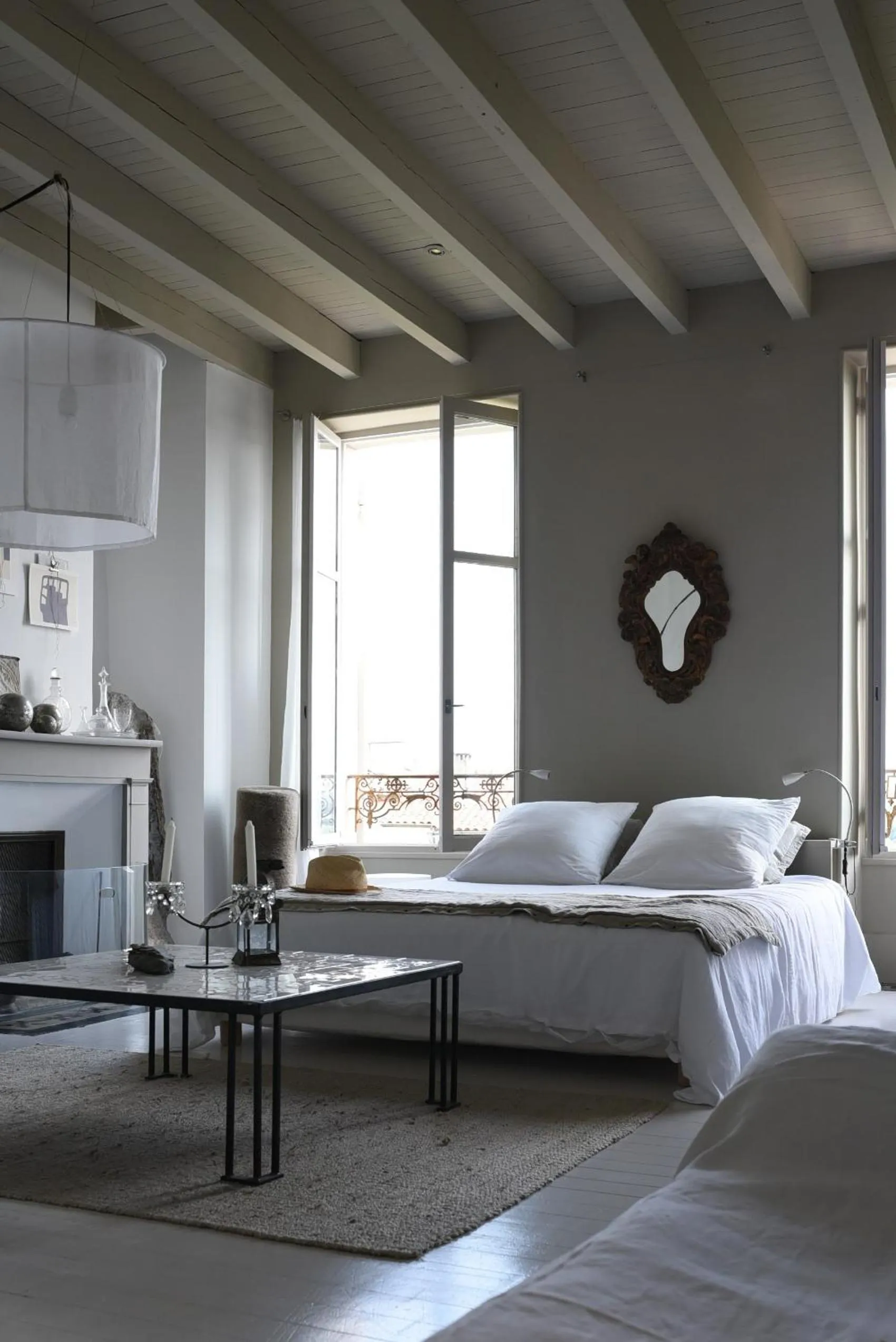 Photo of the whole room, Bed in La maison sur la place