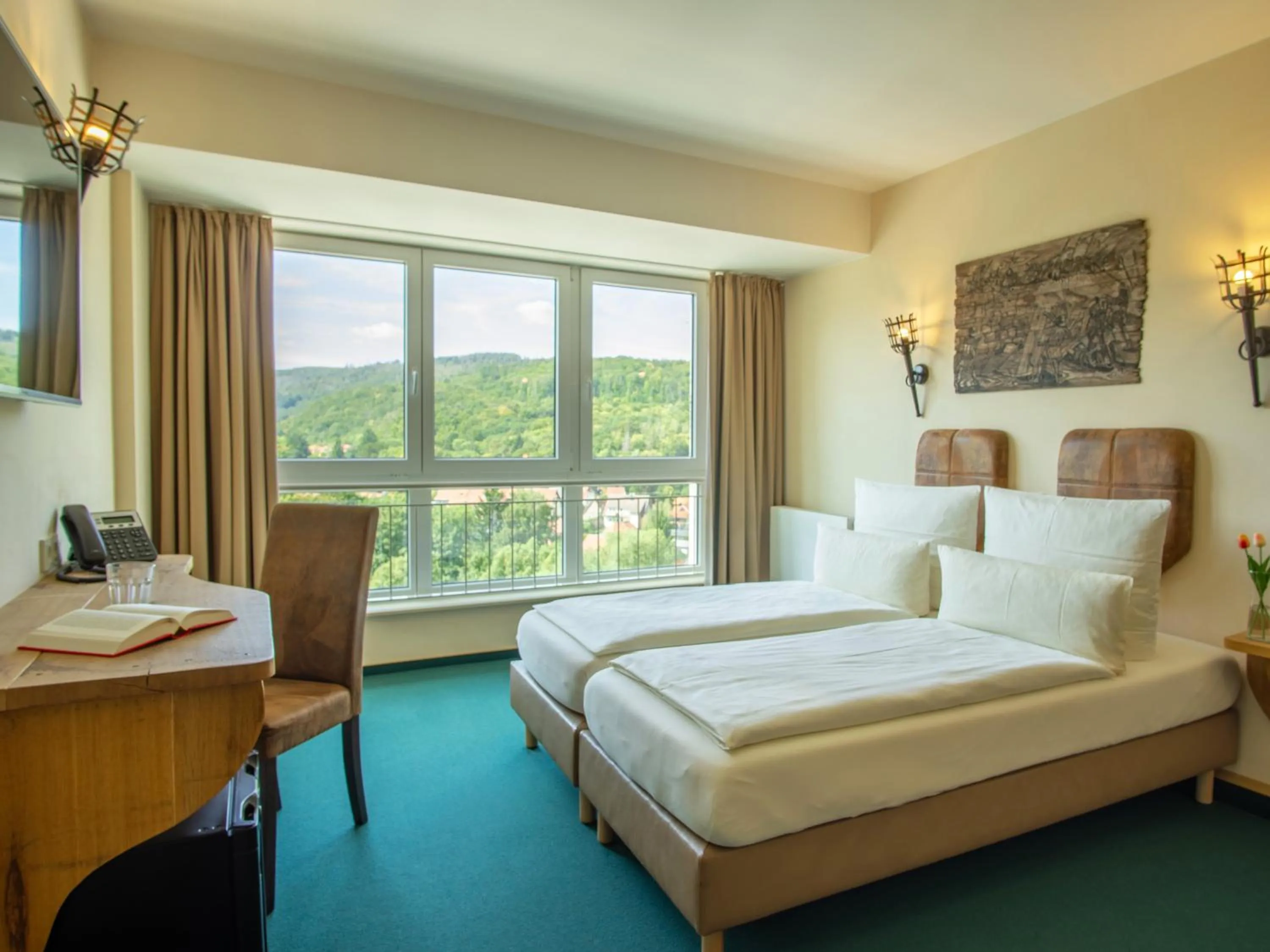 Bed in Hasseröder Burghotel