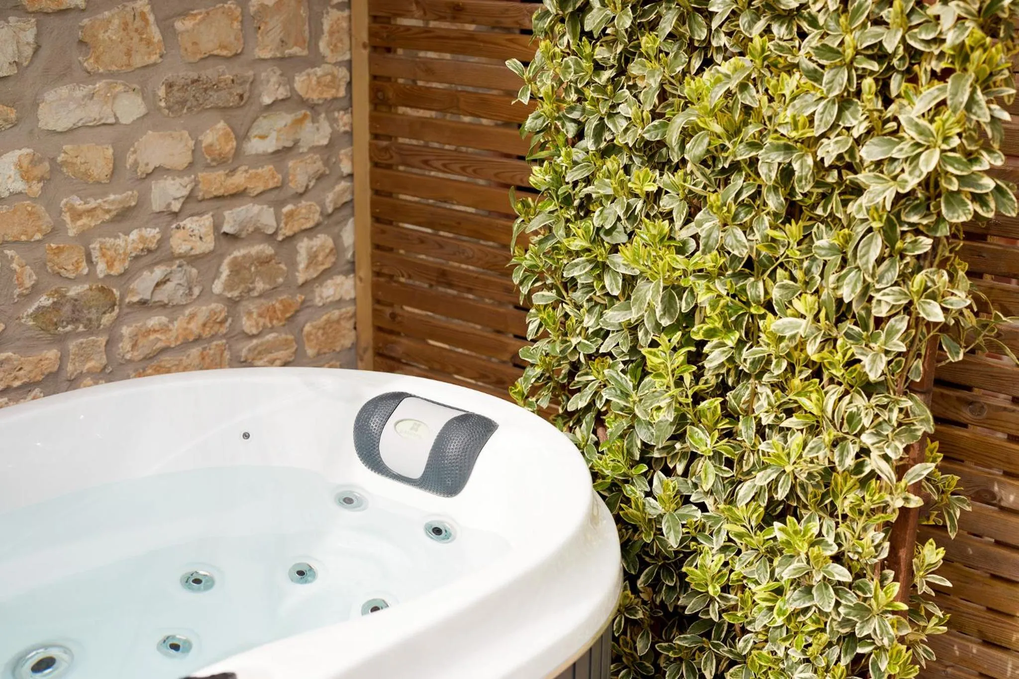 Hot Tub in Bishopstrow Hotel and Spa - Small Luxury Hotels of the World