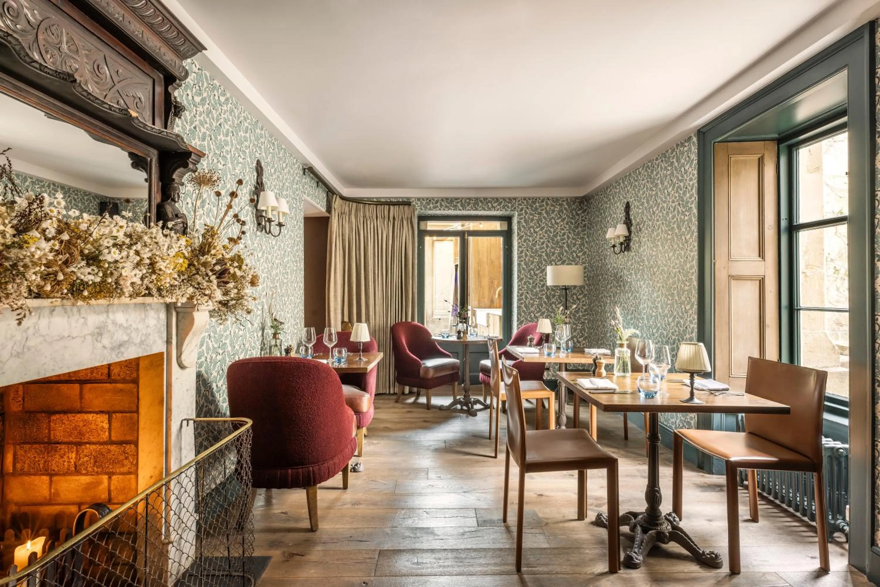 Restaurant/places to eat in Woolley Grange Hotel