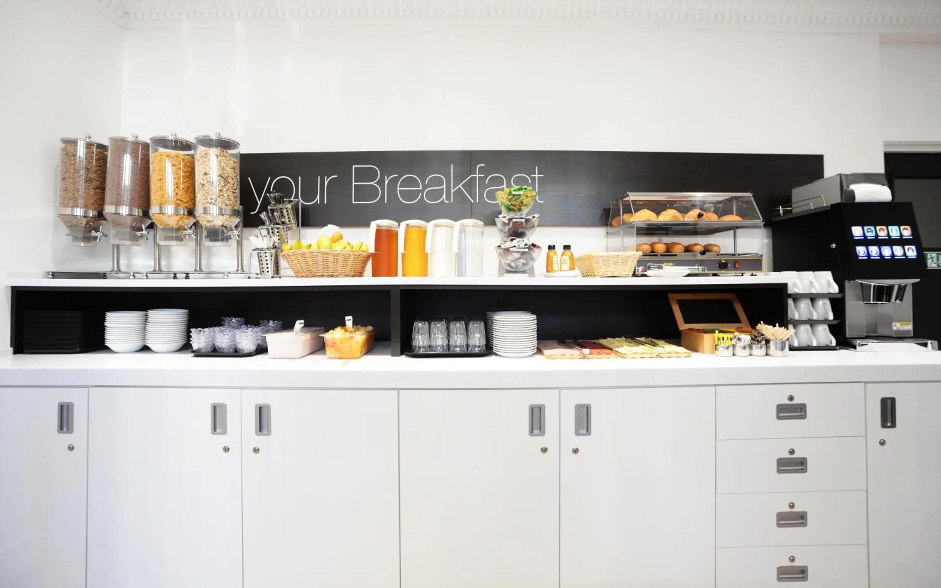 Food and drinks in The 29 London