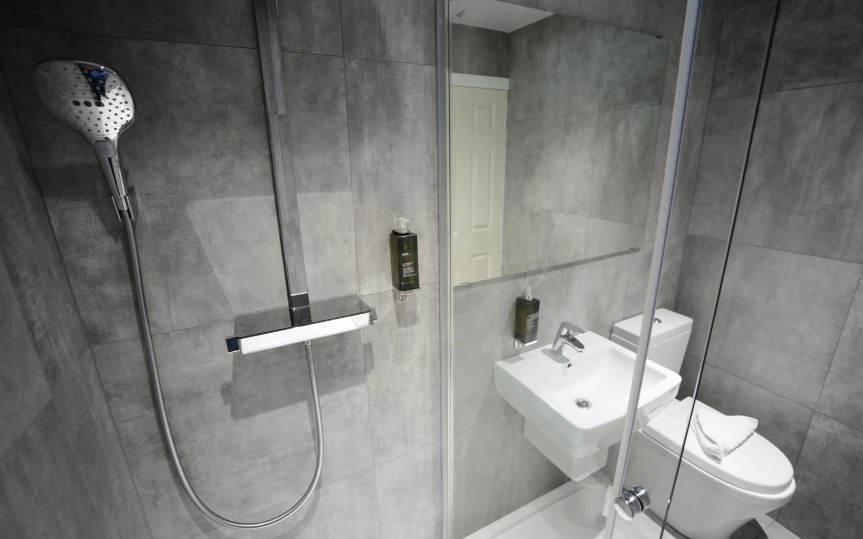 Bathroom in The 29 London