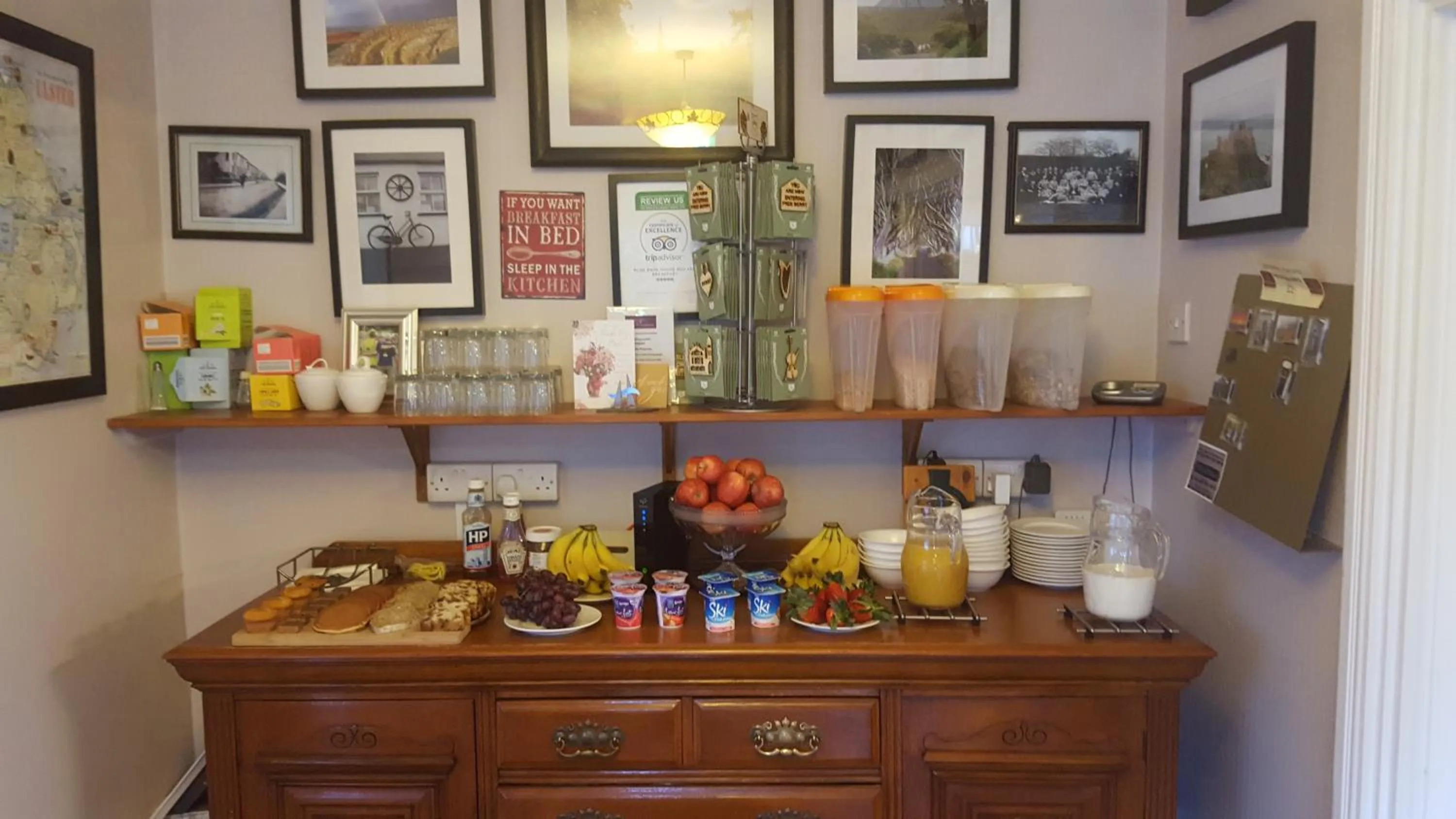 Food and drinks in Rose Park House