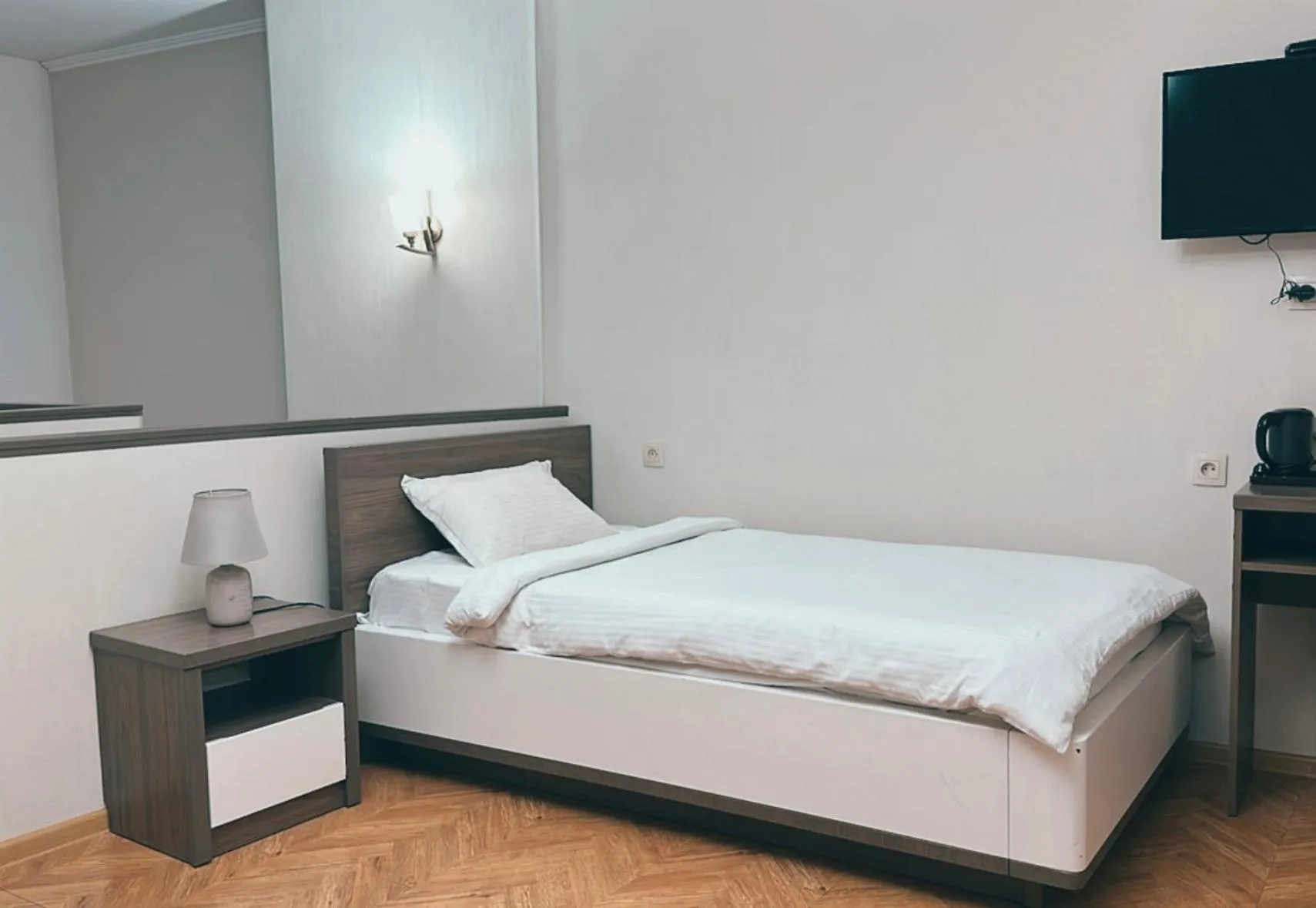 Bedroom, Bed in Hotel Four Brothers