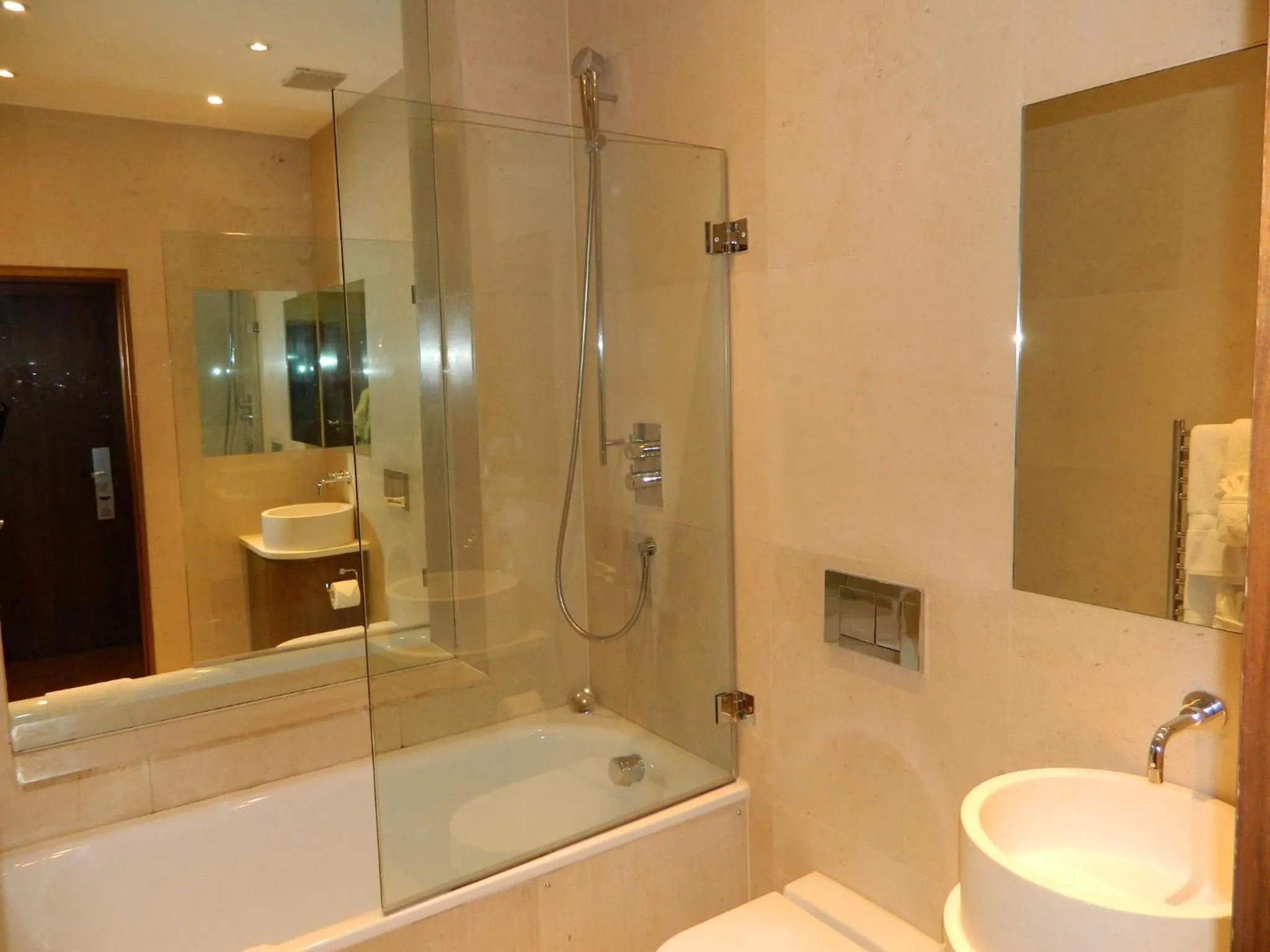 Shower in Presidential Apartments Kensington