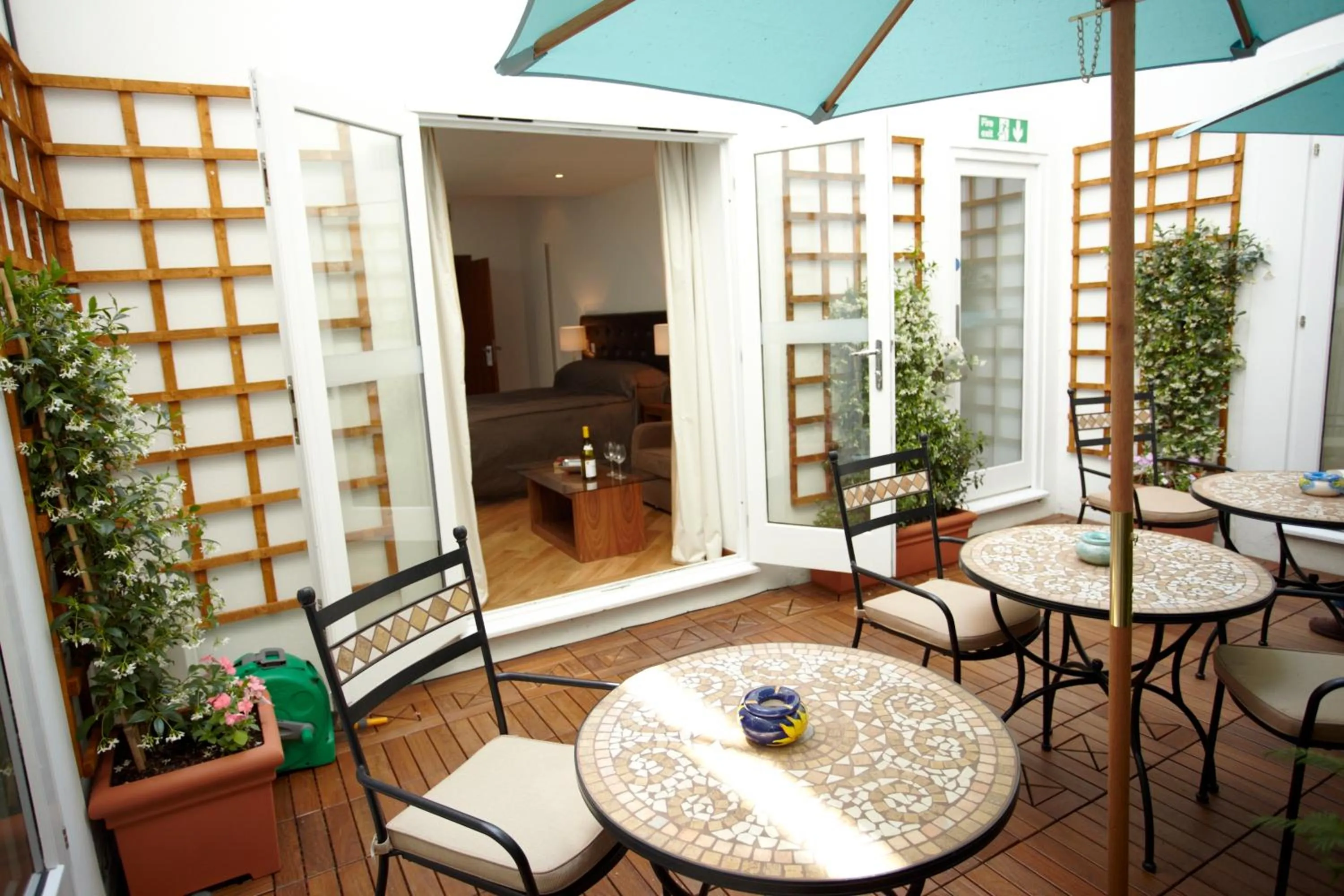 Balcony/Terrace in Presidential Apartments Kensington