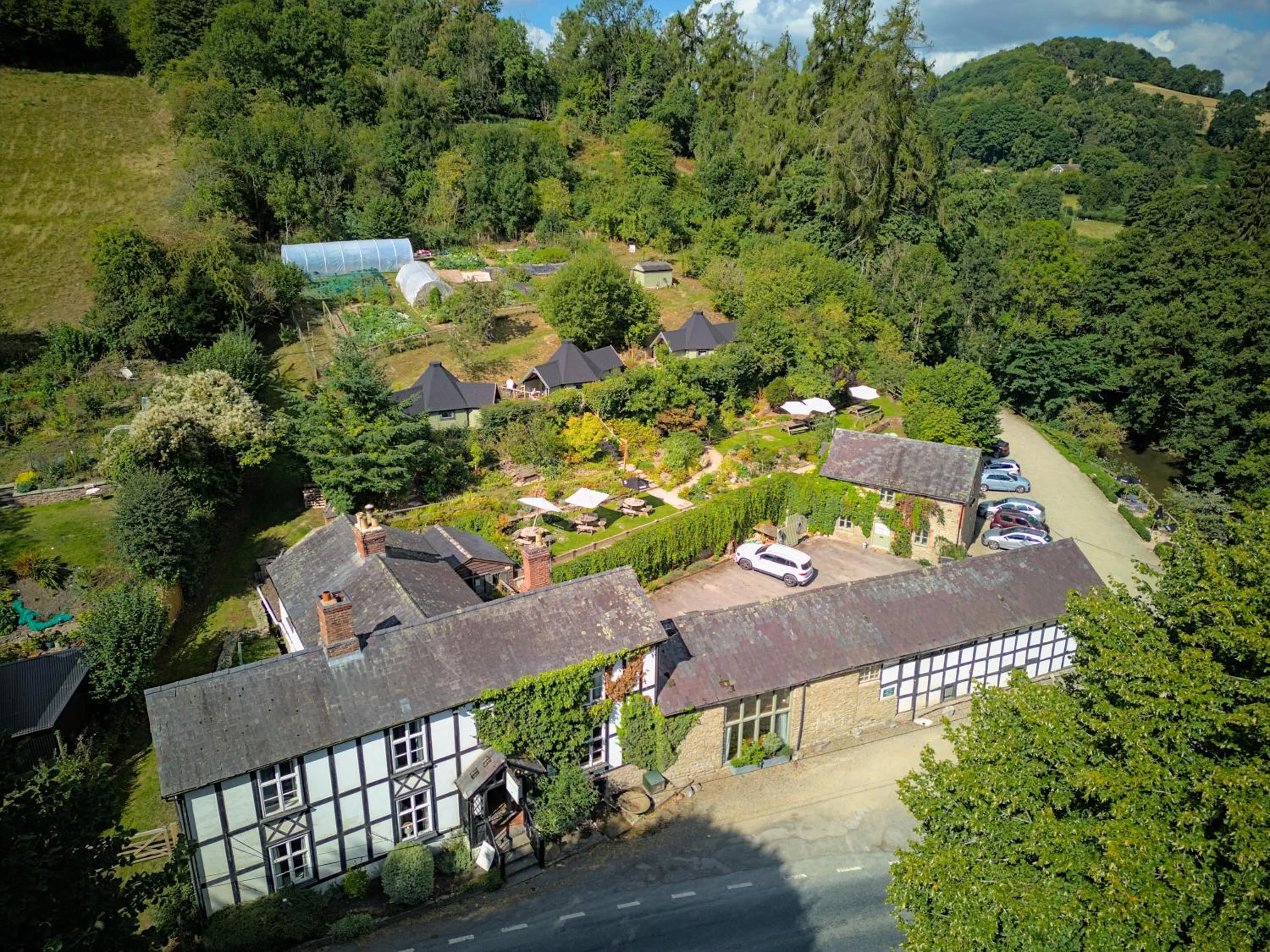 Neighbourhood in Riverside Inn, Aymestrey