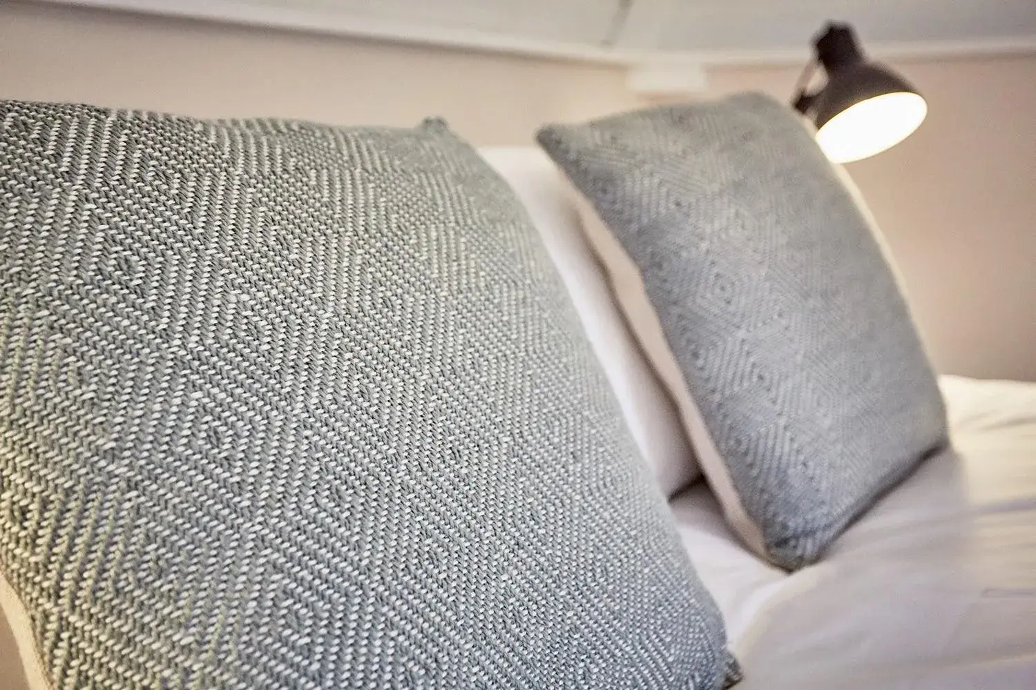 Small Double Room Ensuite in Riverside Inn, Aymestrey Small Double Room Ensuite in Riverside Inn, Aymestrey