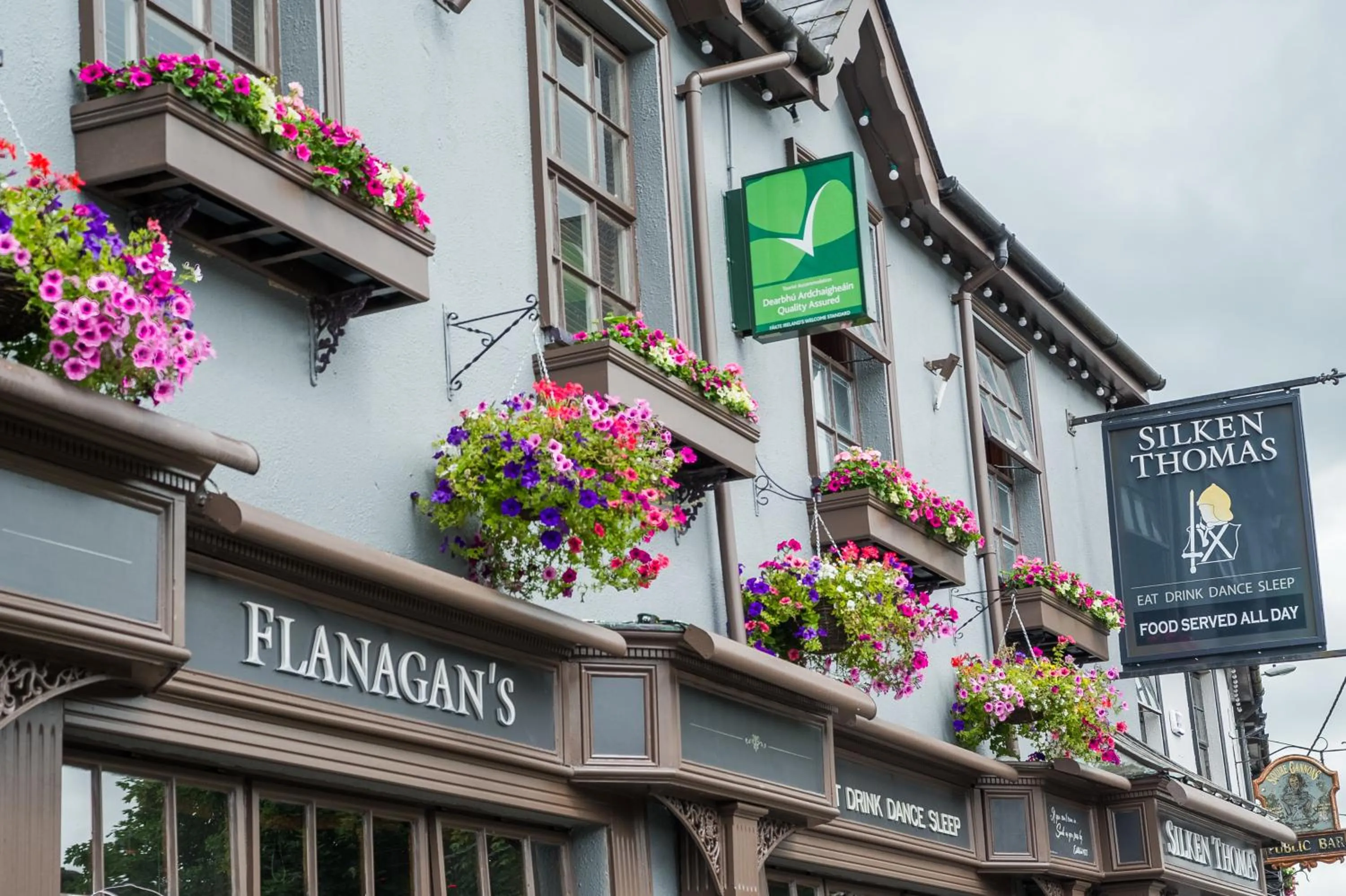 Facade/entrance in Silken Thomas Accommodation
