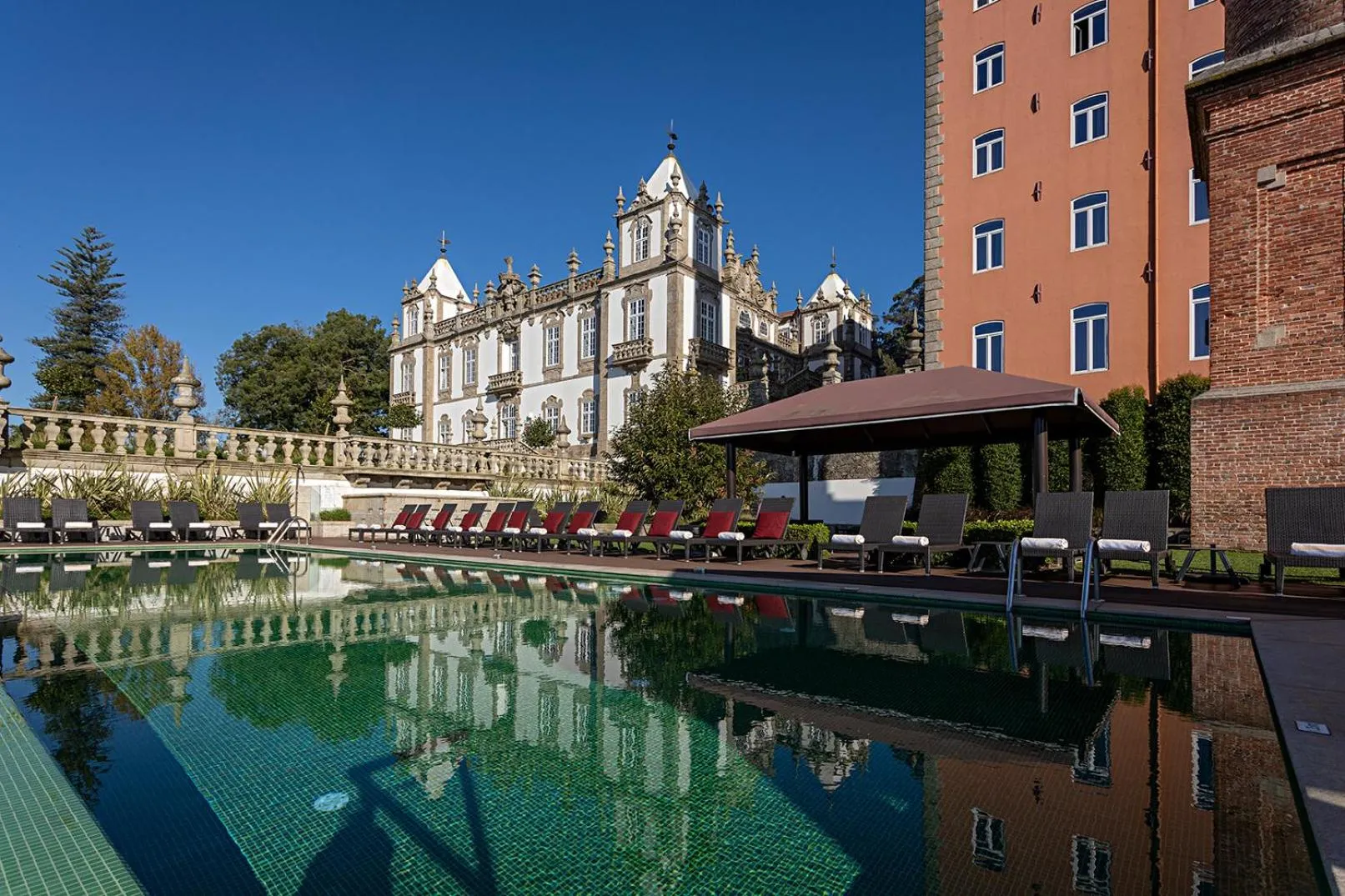 Swimming pool in Pestana Palacio do Freixo, Pousada & National Monument - The Leading Hotels of the World