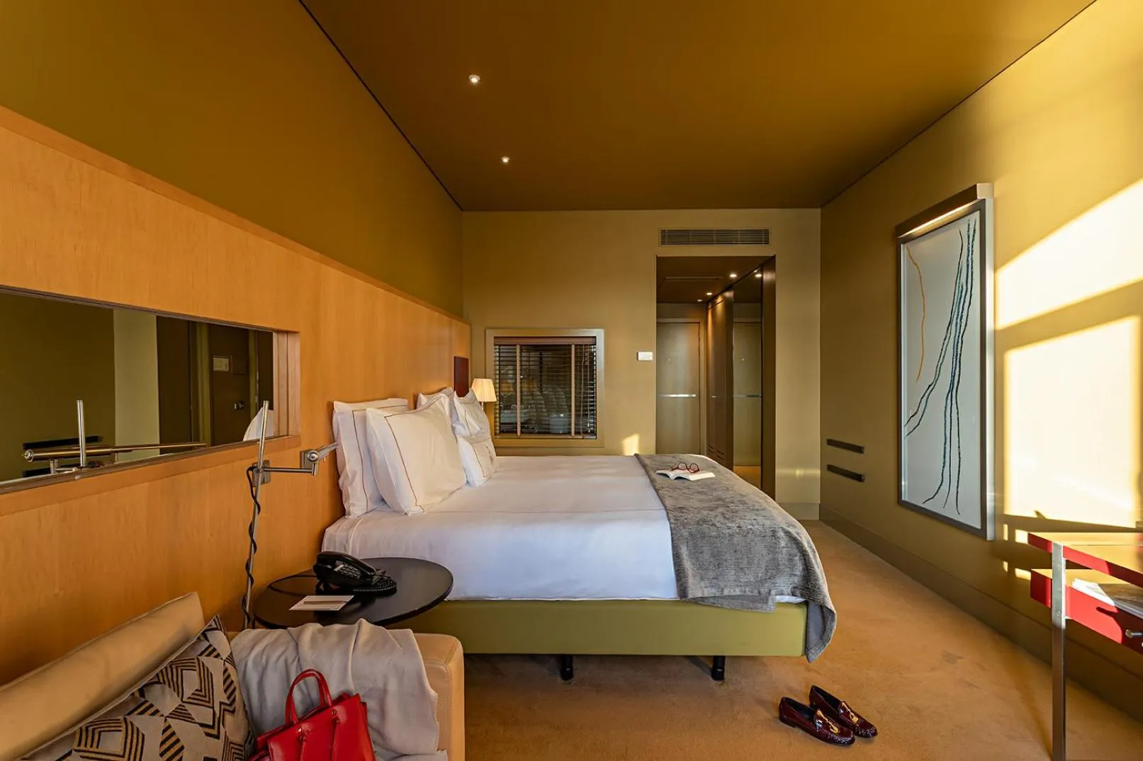 Bedroom, Bed in Pestana Palacio do Freixo, Pousada & National Monument - The Leading Hotels of the World