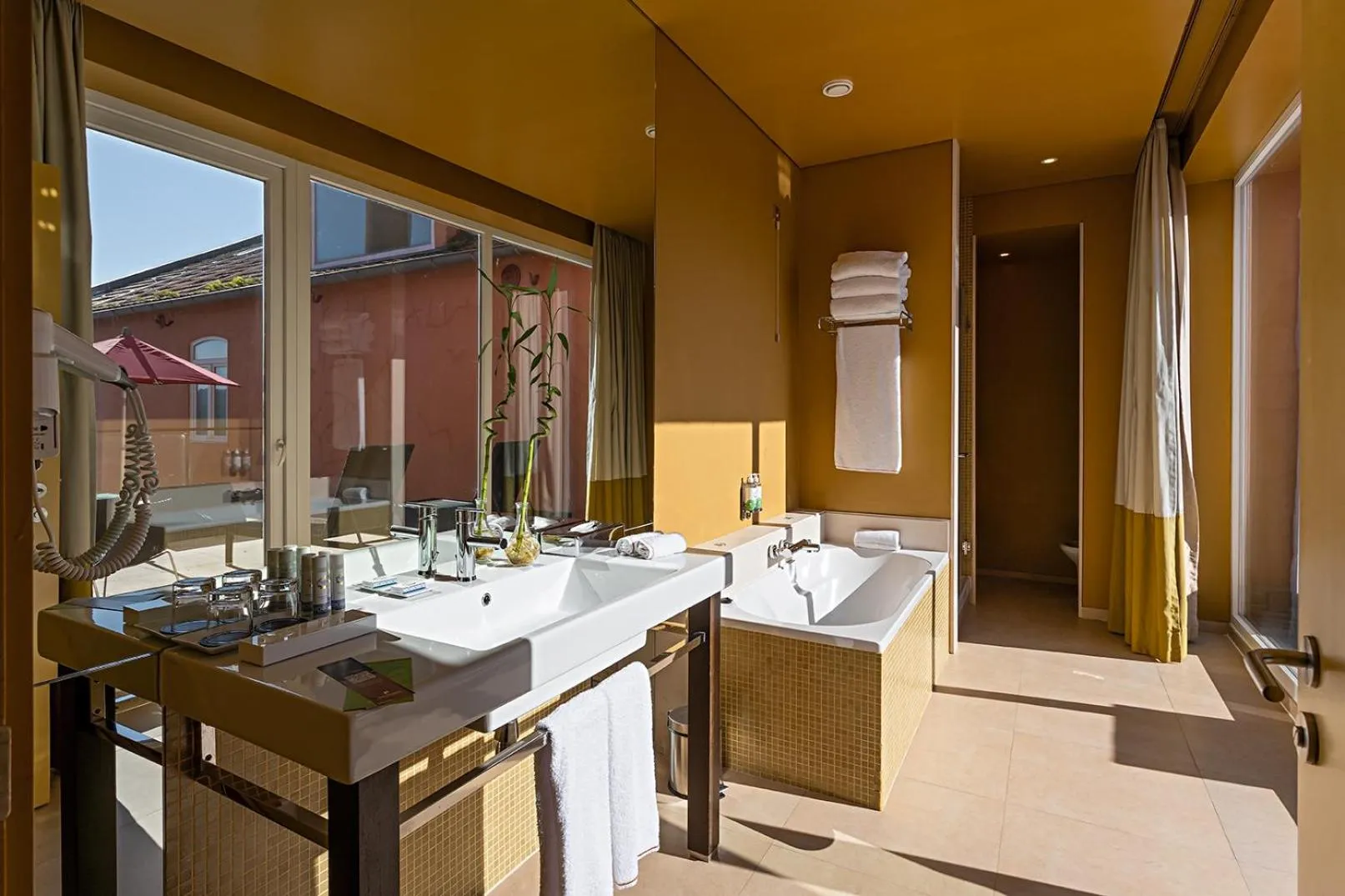 Bathroom in Pestana Palacio do Freixo, Pousada & National Monument - The Leading Hotels of the World