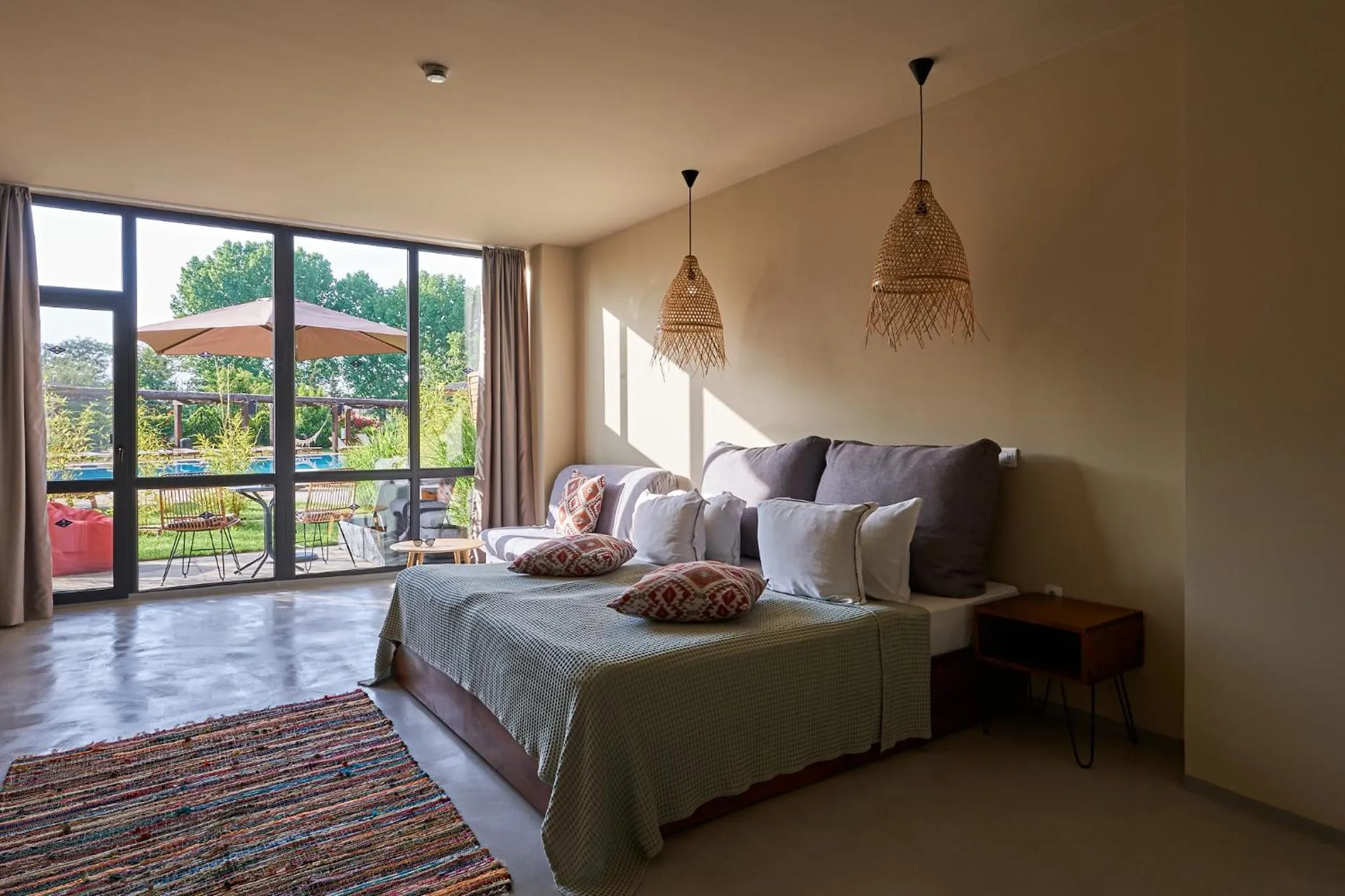 Living room, Bed in Sunny Beach Club - Adults Only #YouthfulVibes