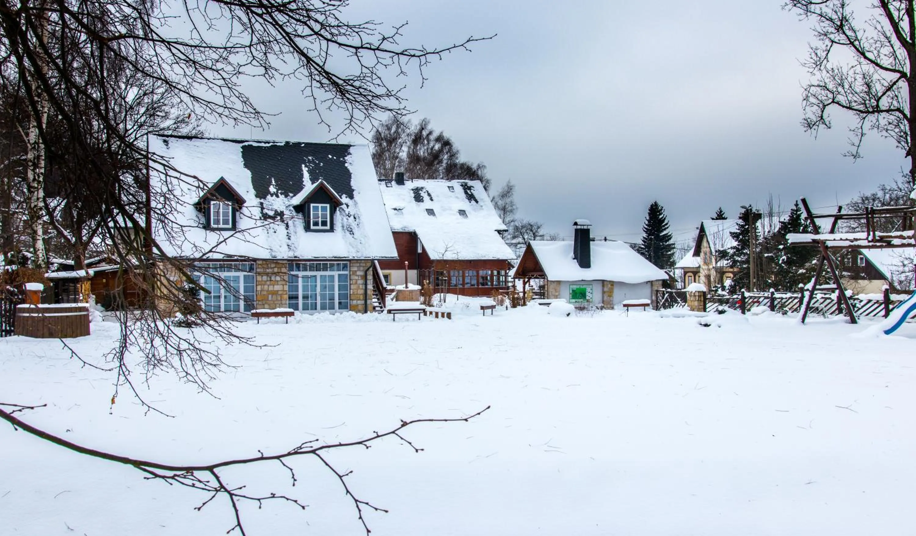 Property building in Penzion Pivnice - Jítravský Dvorec