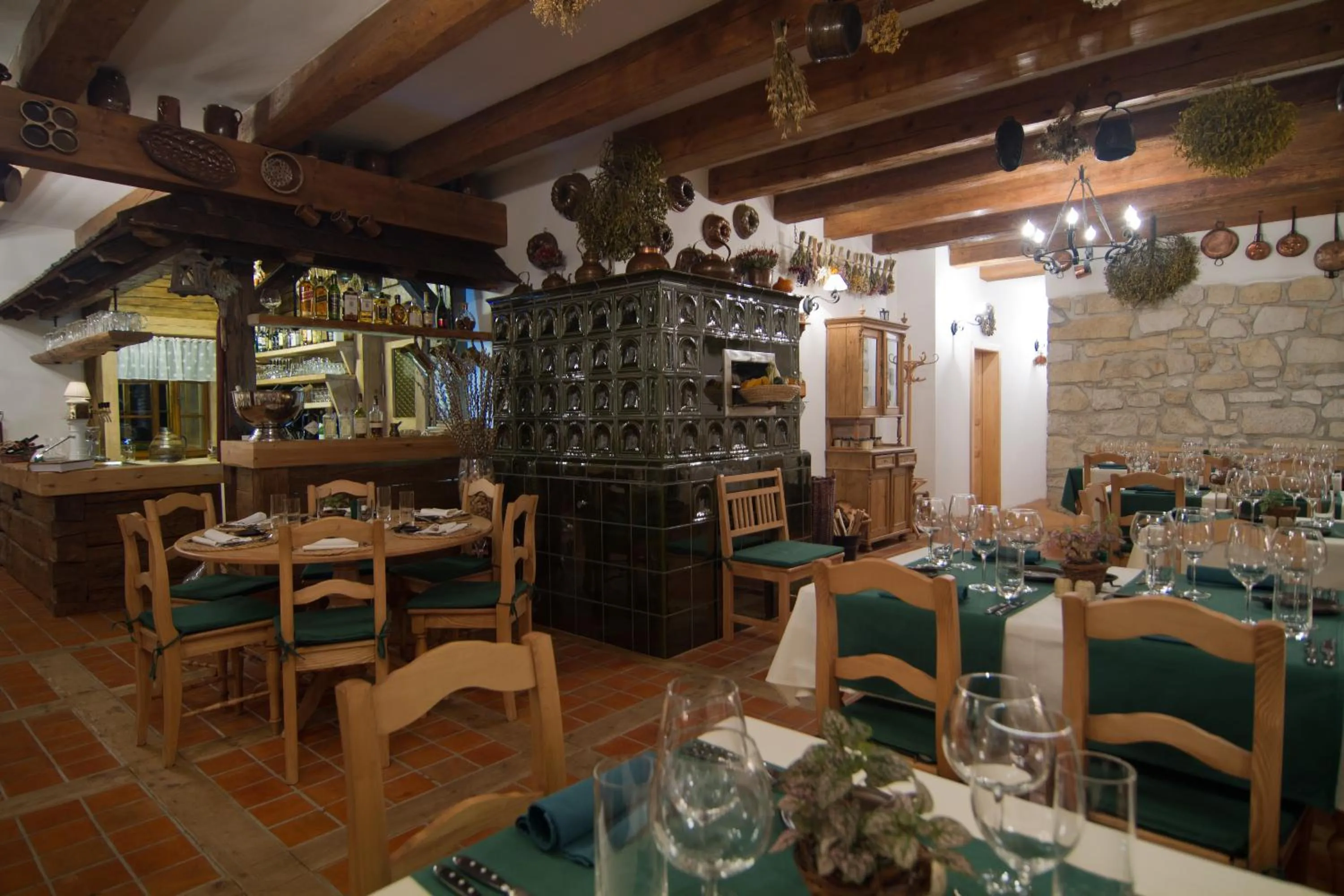 Restaurant/places to eat in Penzion Pivnice - Jítravský Dvorec