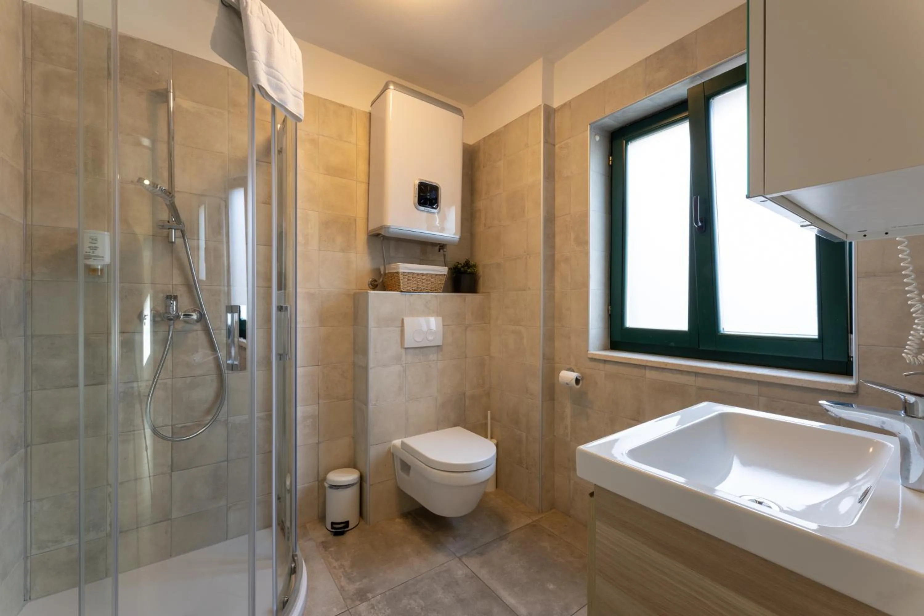 Toilet in Apartments Korta