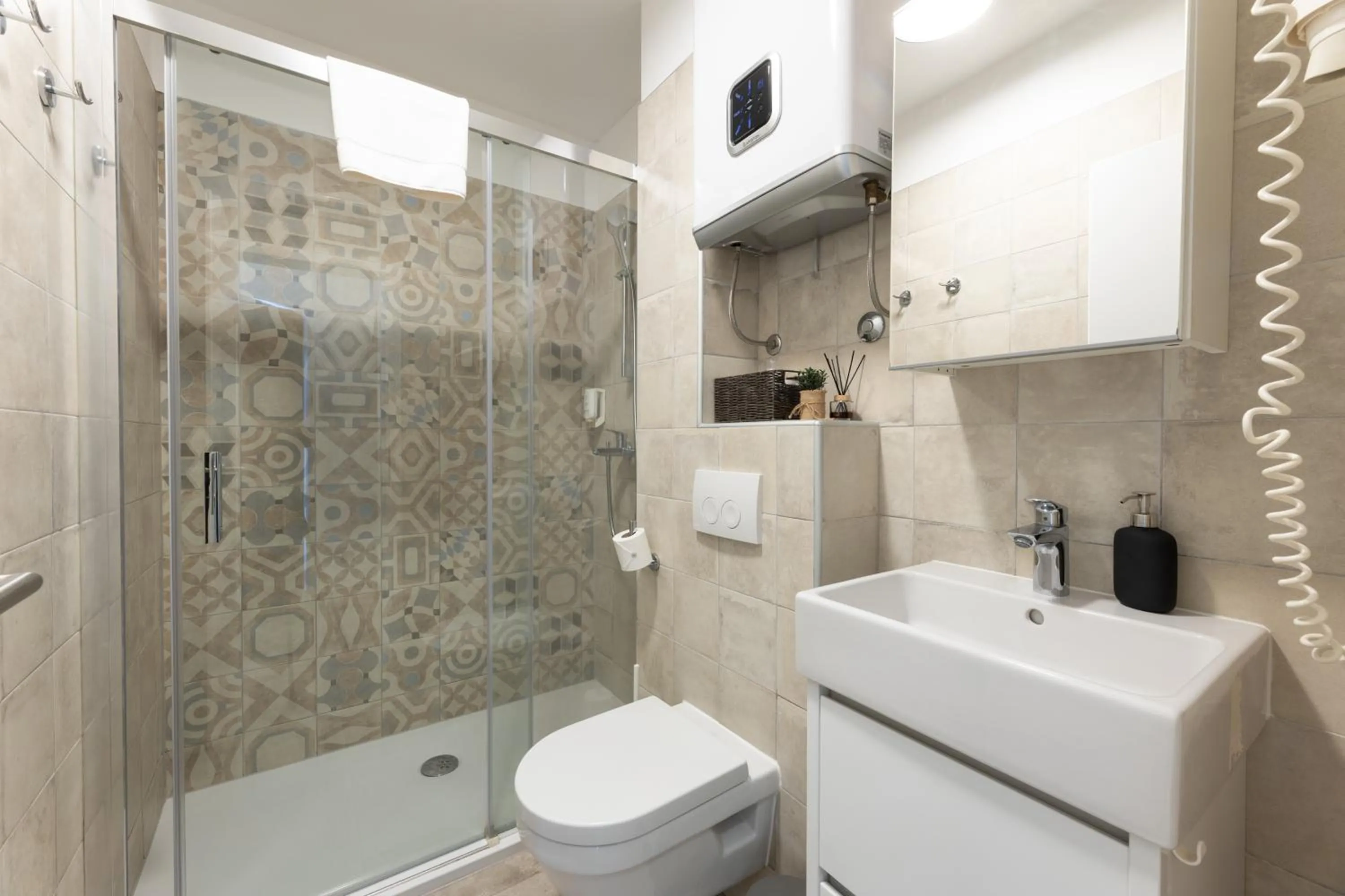 Shower in Apartments Korta