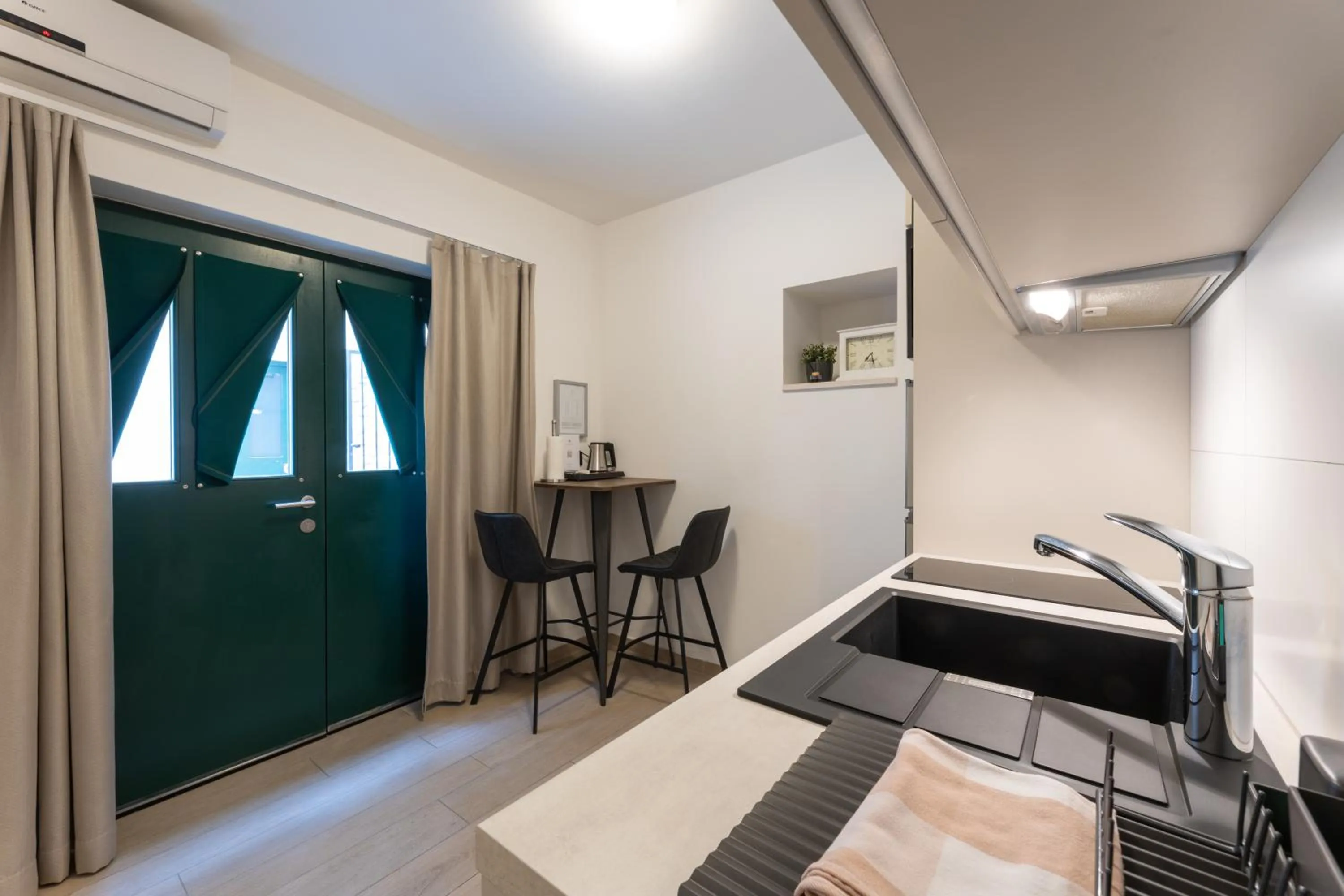 Kitchen or kitchenette in Apartments Korta