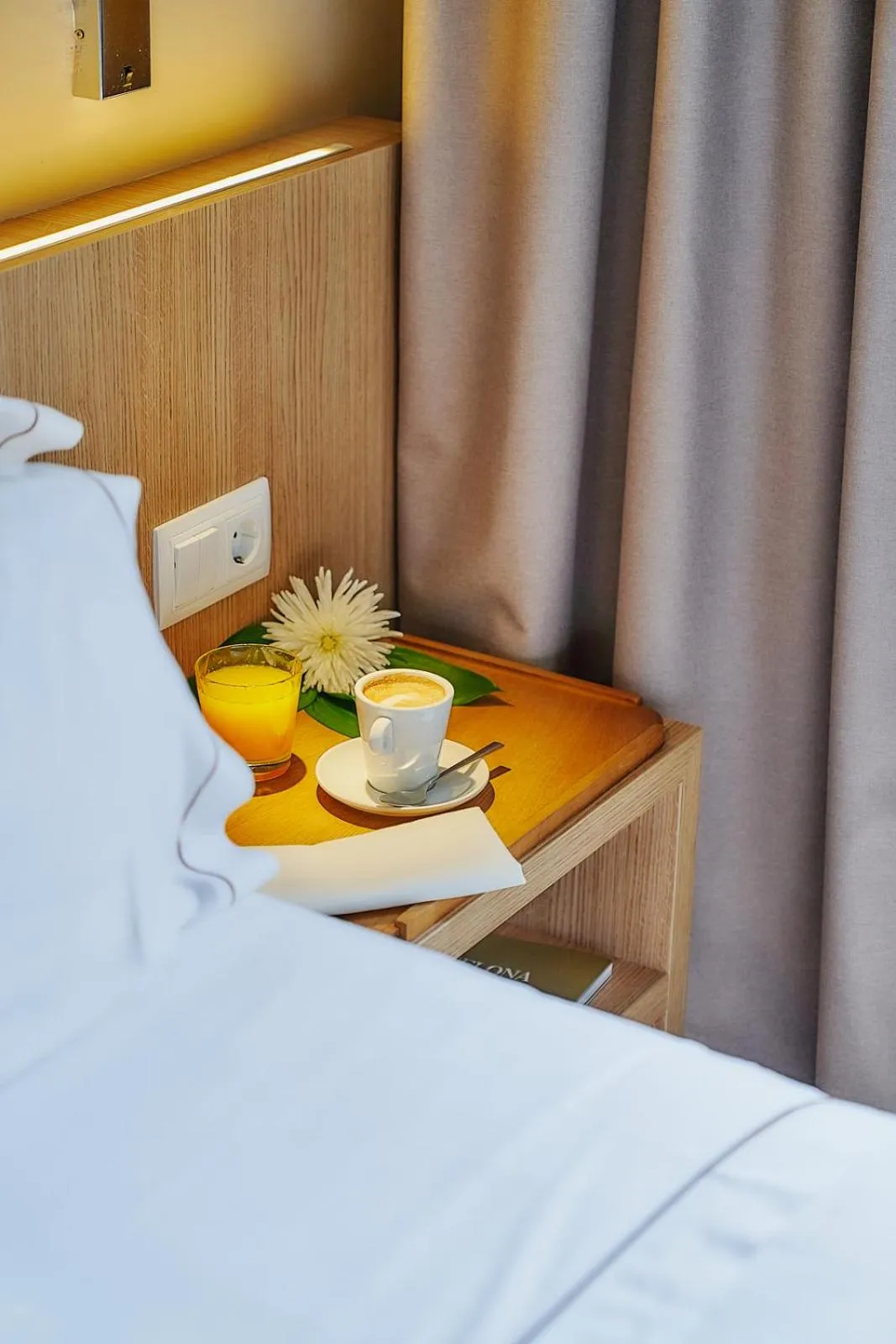 Bedroom, Bed in Hotel Arrey Alella