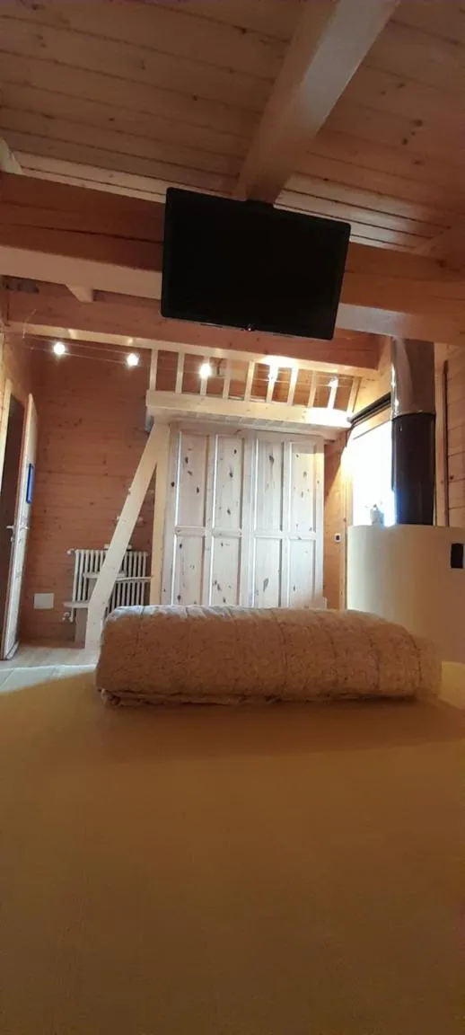 TV and multimedia, Bed in B&B Mappamundi