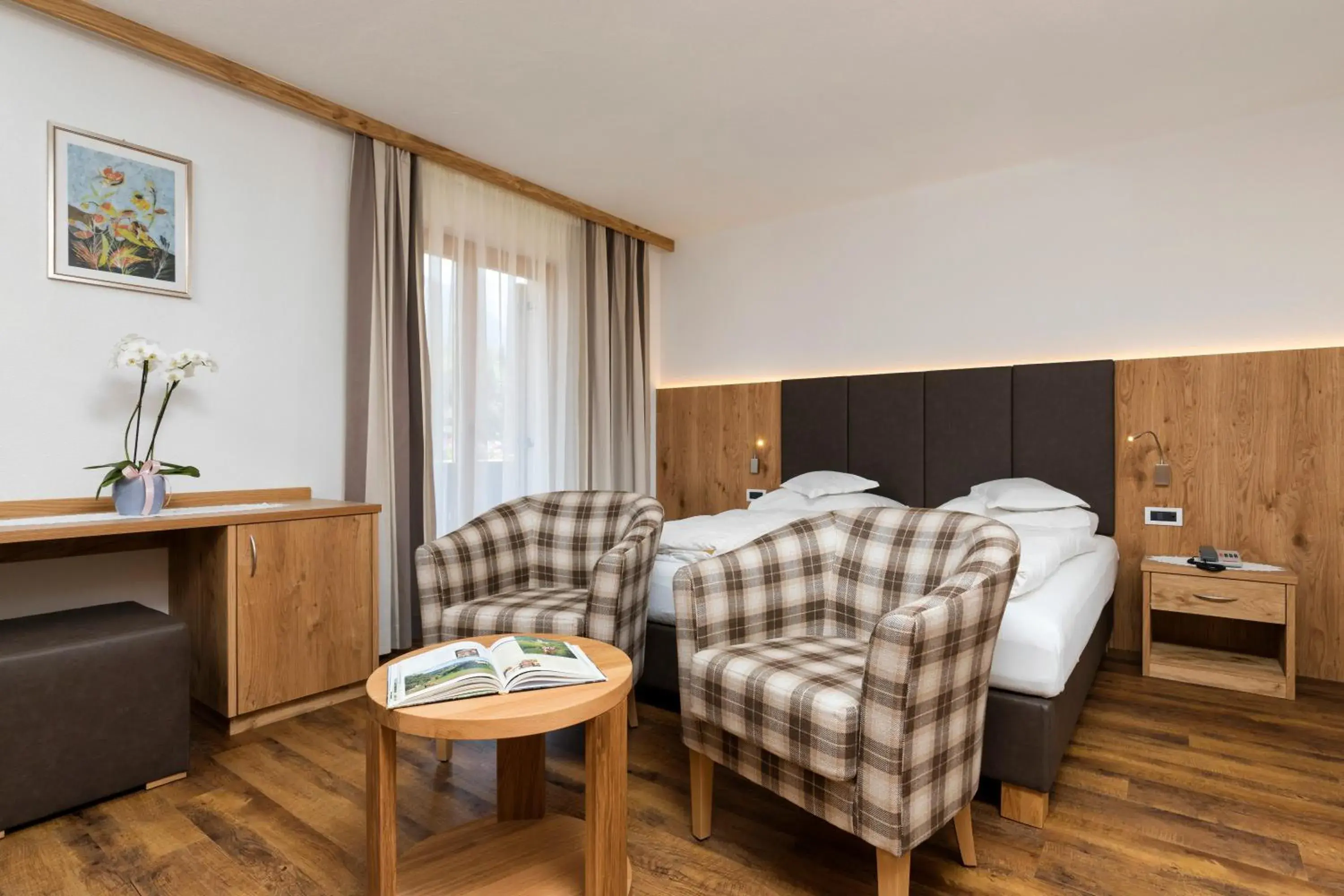 Superior Double Room in Hotel Resa Blancia Superior Double Room in Hotel Resa Blancia