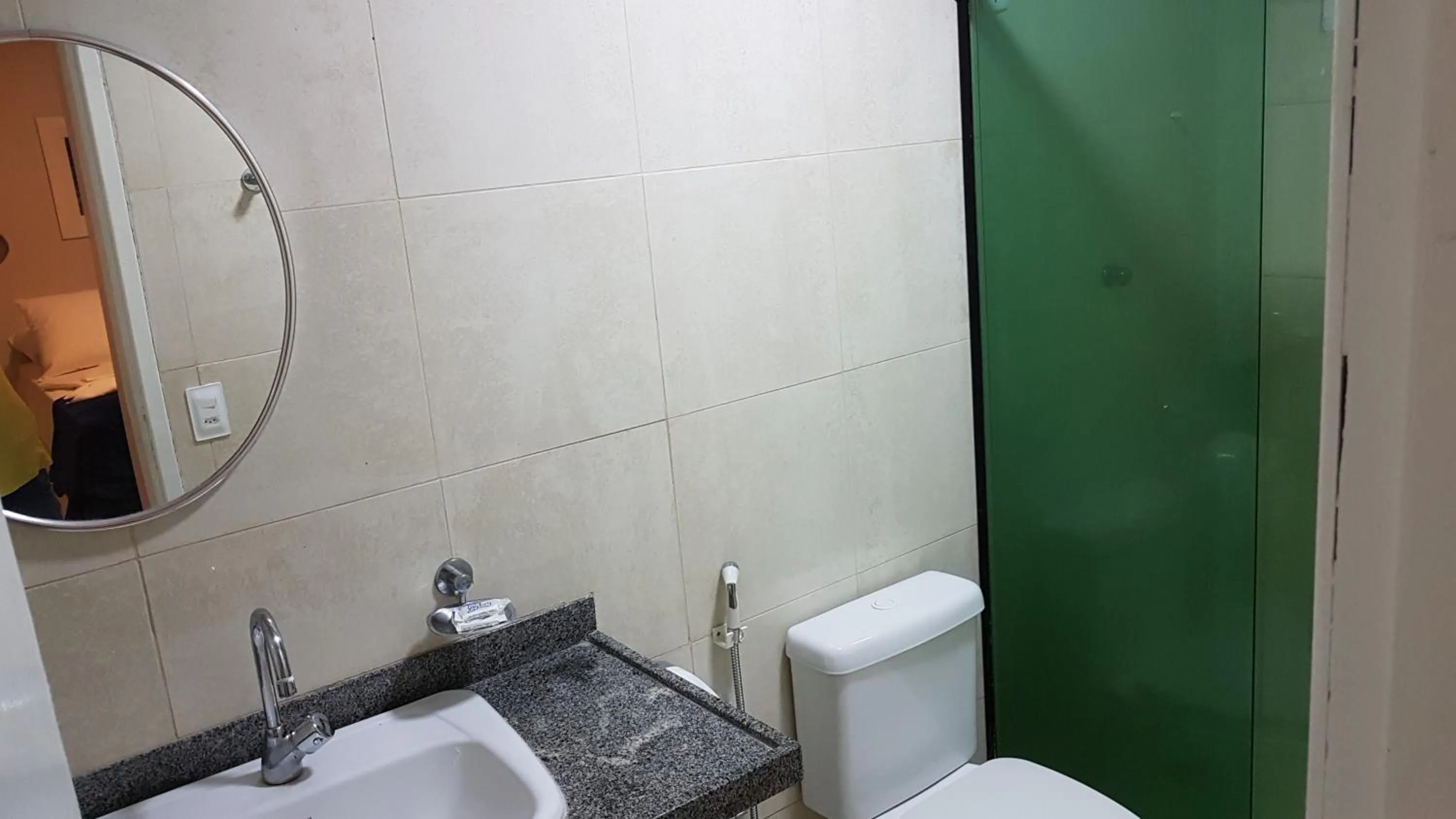 Shower in Pousada das Bromélias