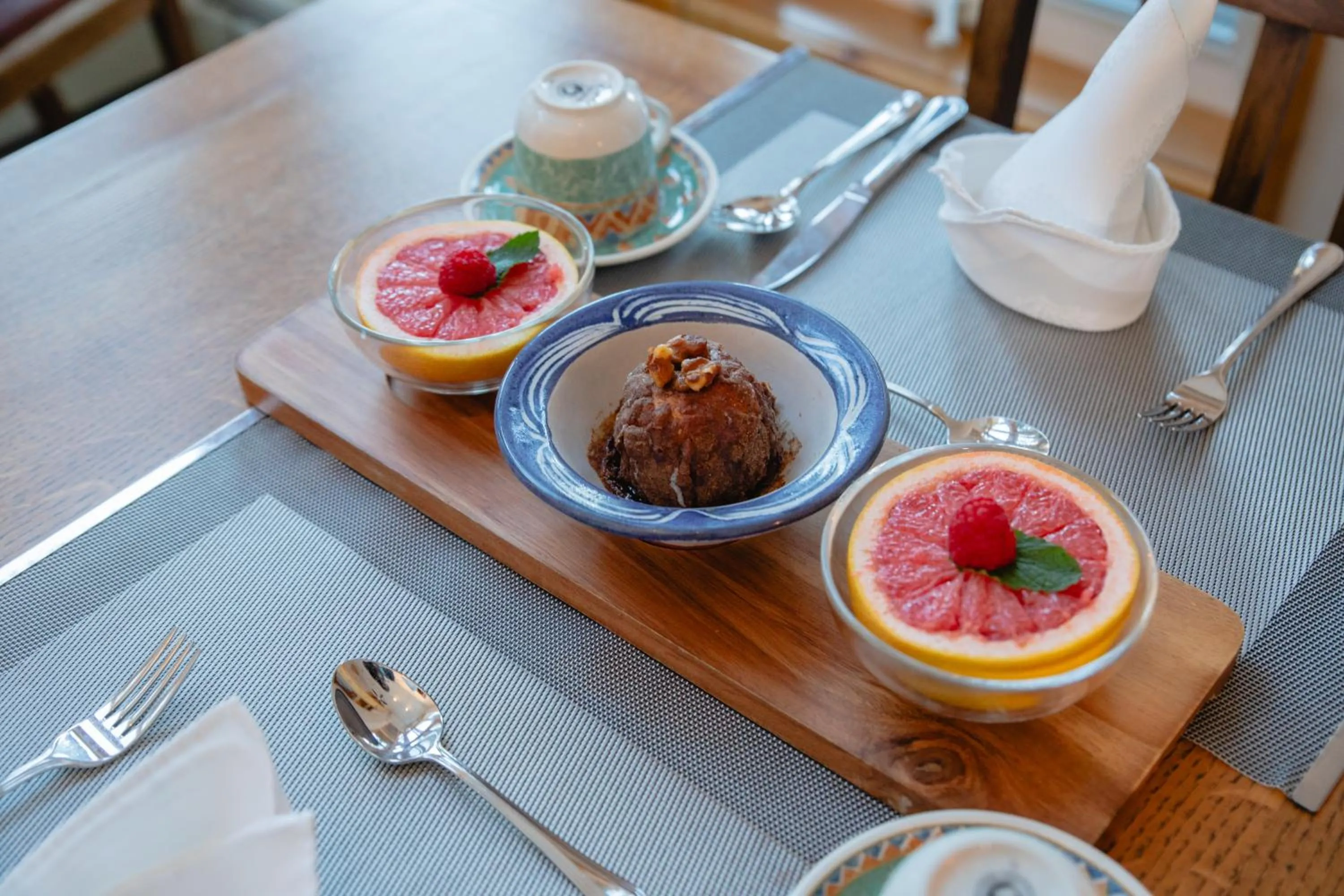 Breakfast in Beaujolais Boutique B&B at Thea's House- Adults Only