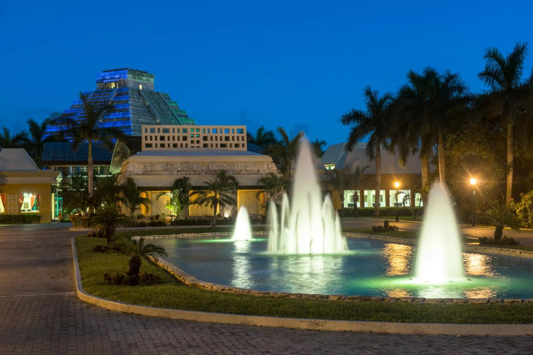 Facade/entrance in Iberostar Selection Paraíso Maya - All Inclusive