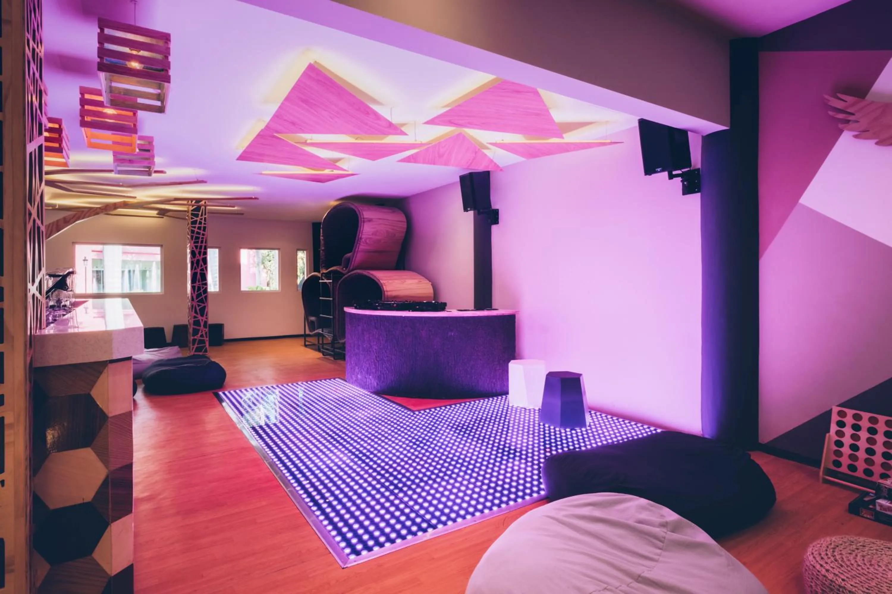 Children play ground, Bed in Iberostar Selection Paraíso Maya - All Inclusive