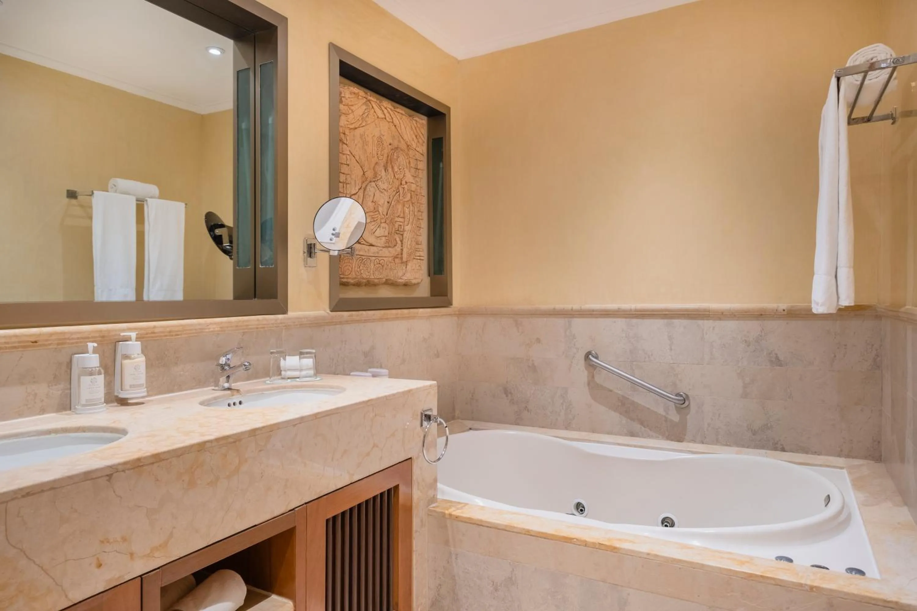 Bathroom in Iberostar Selection Paraíso Maya - All Inclusive