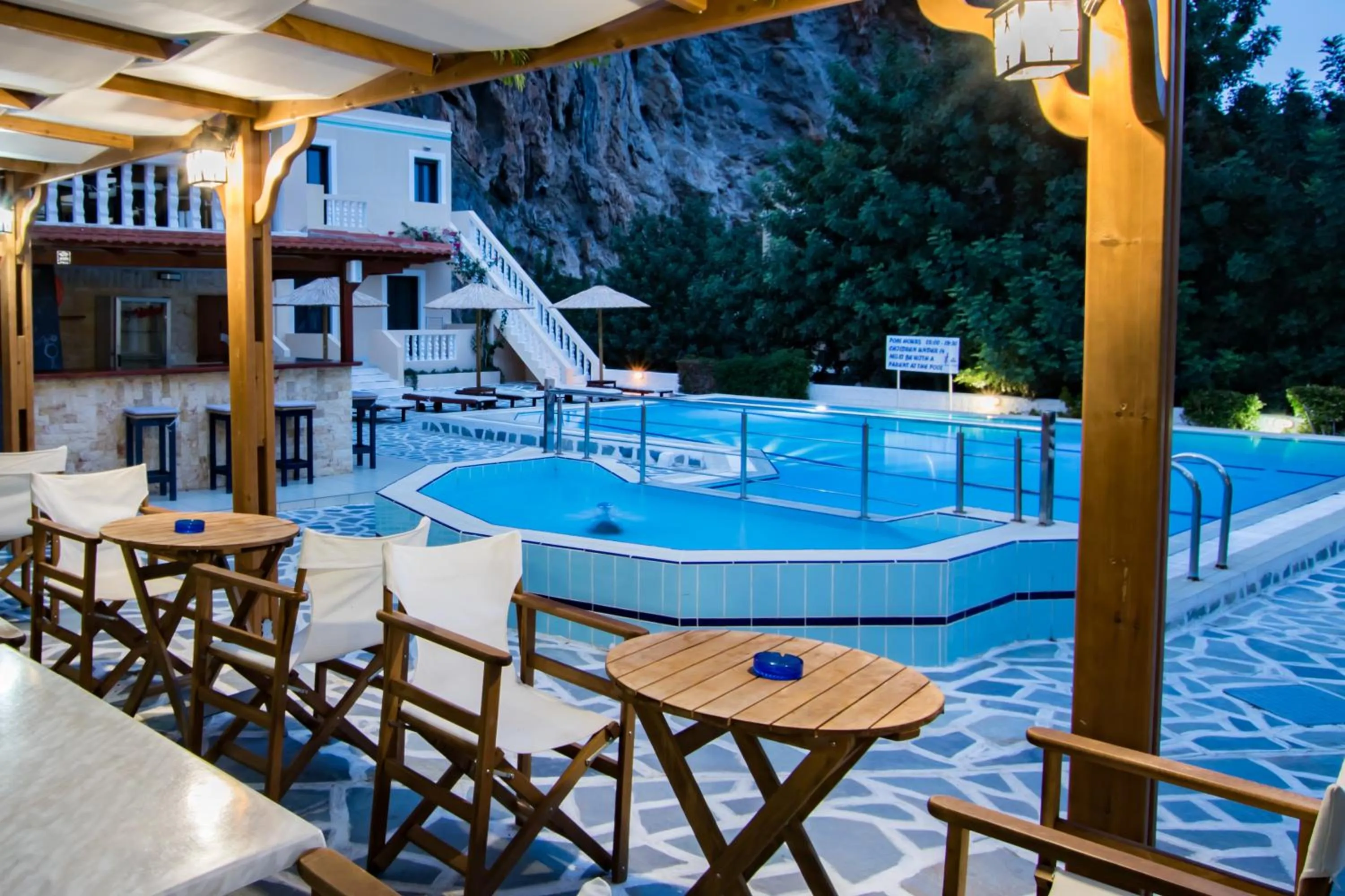 Kyra Panagia Hotel