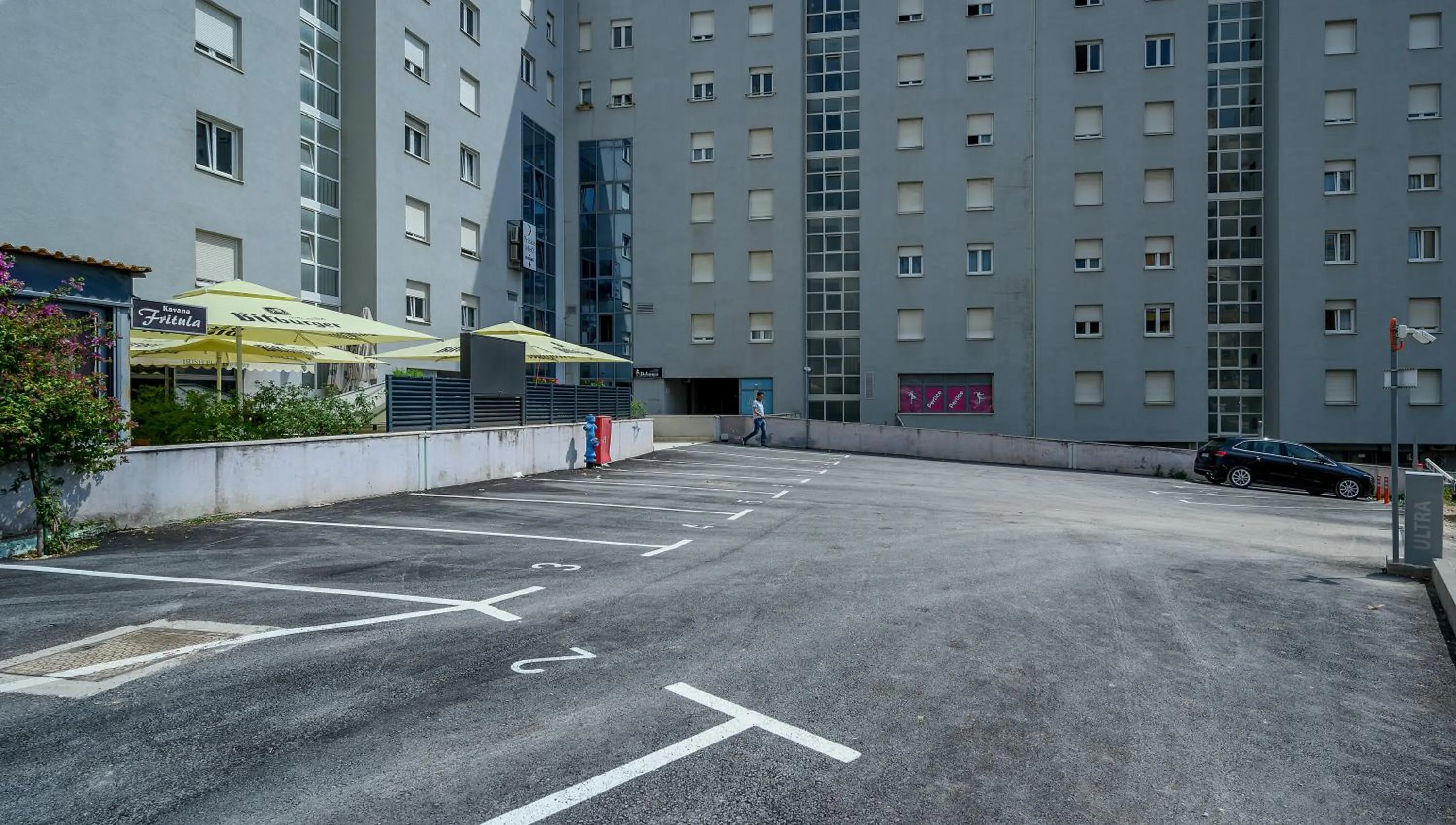 Parking in Priska Med Luxury Rooms