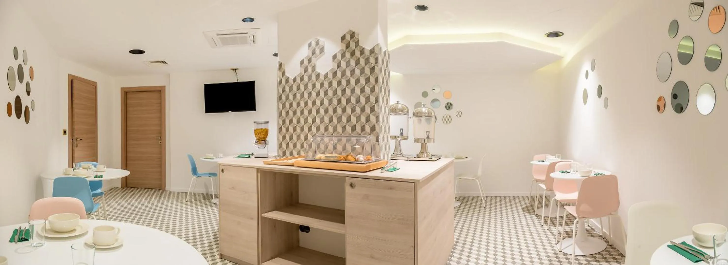 Coffee/tea facilities in Priska Med Luxury Rooms