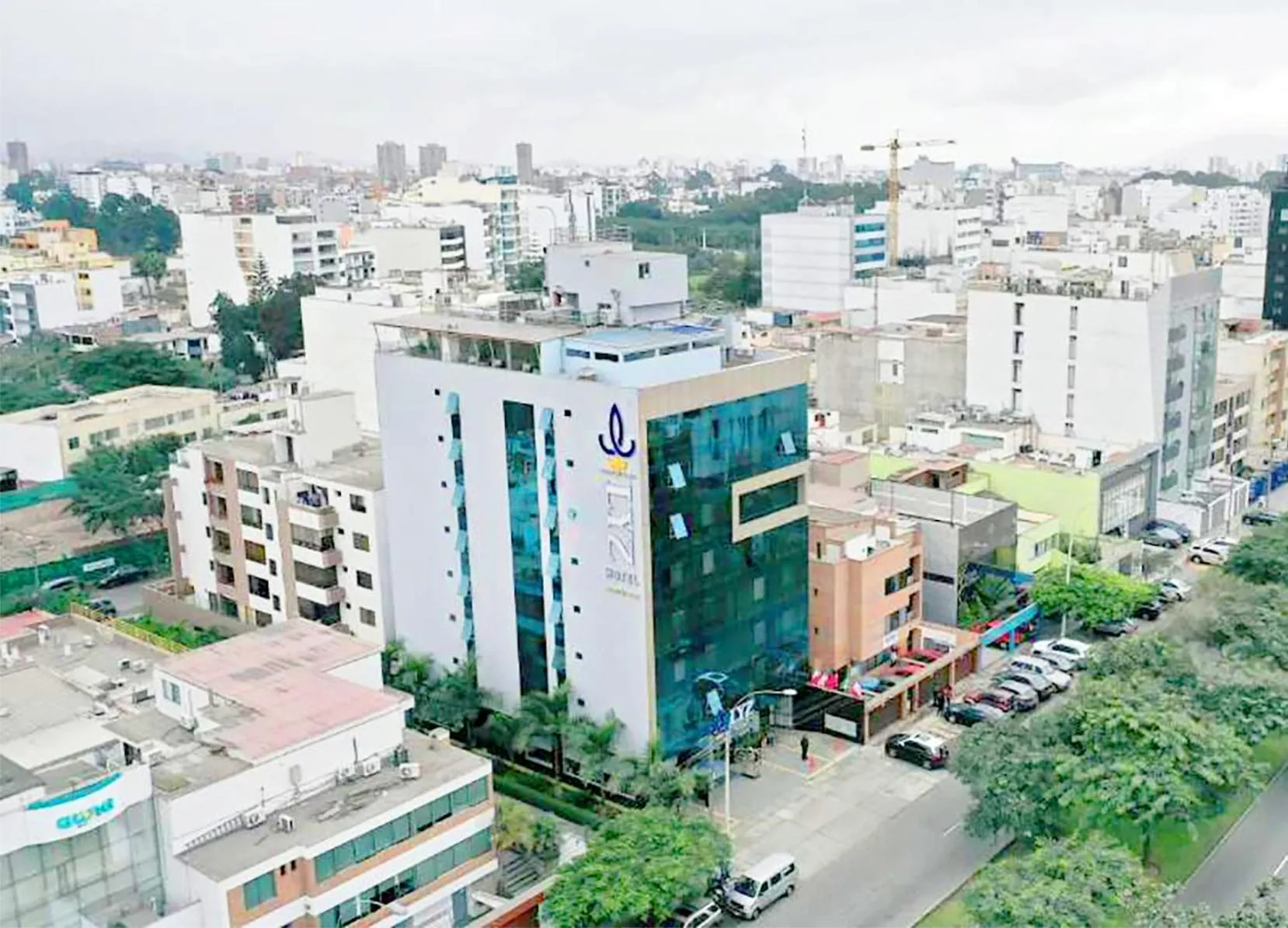 Property building in Lyz Business Hotel