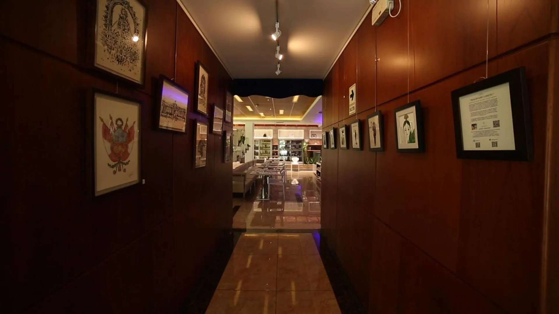 Food in Lyz Business Hotel