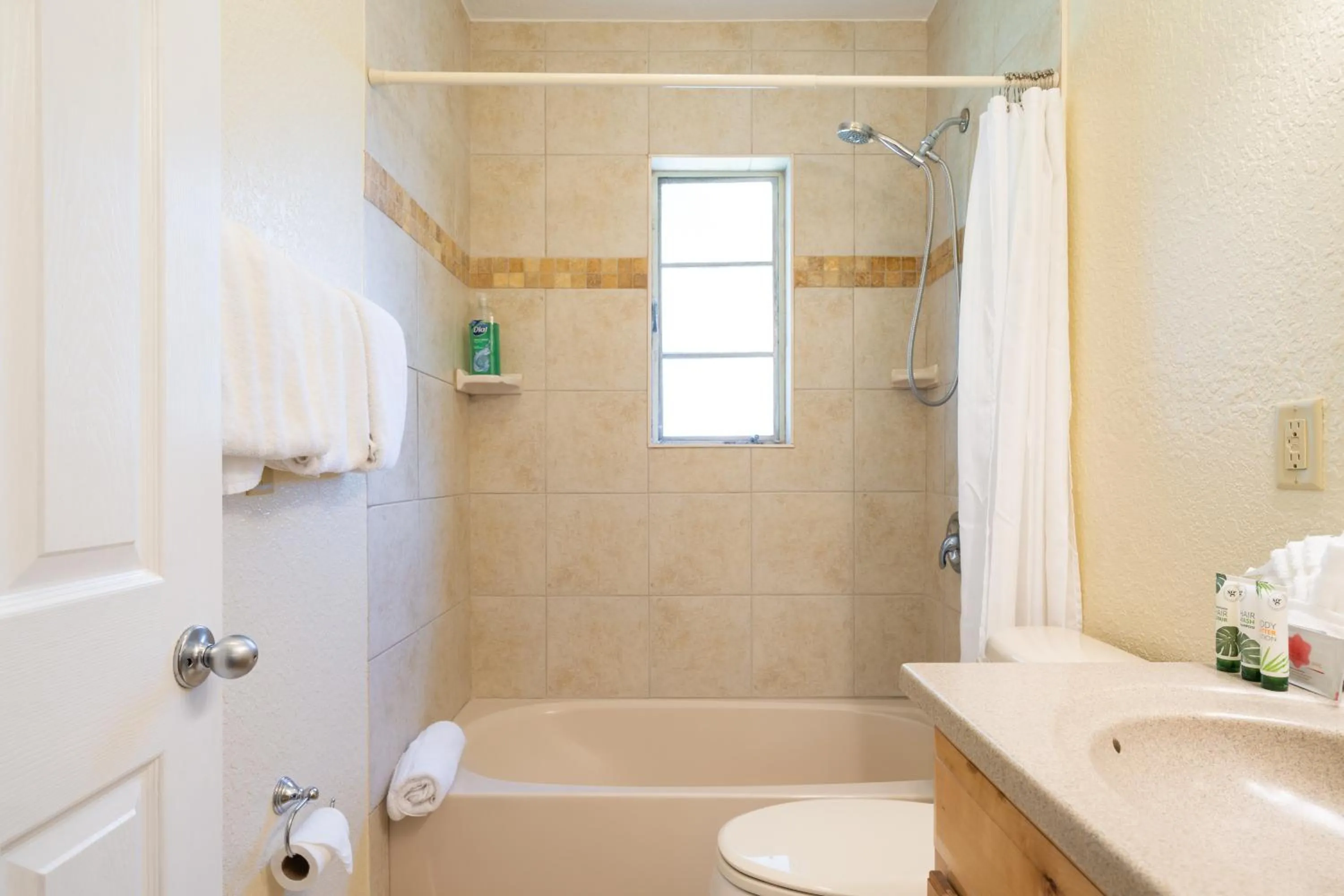 Shower in Mar Bay Exclusive Suites