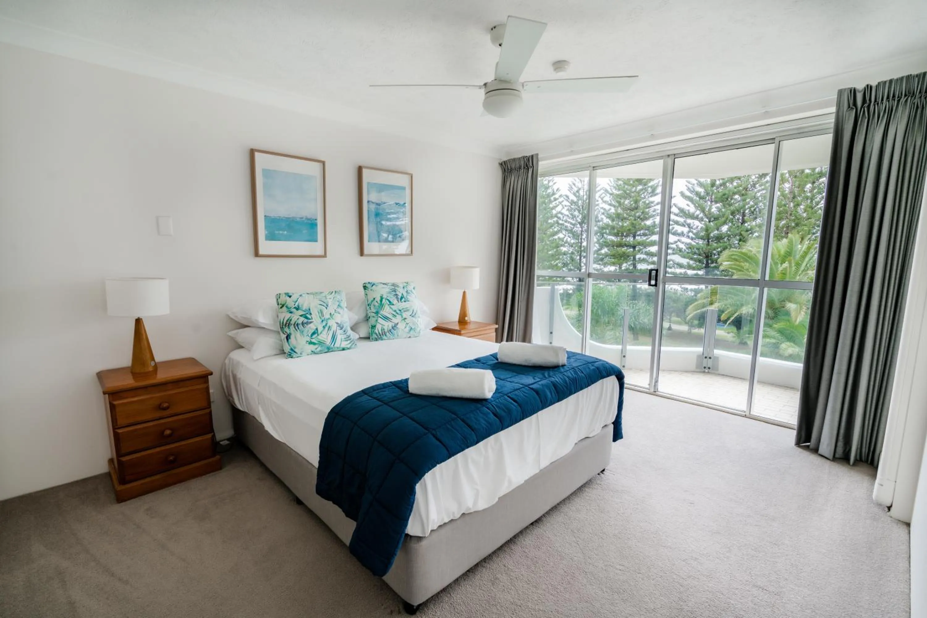 View (from property/room), Bed in Cashelmara Beachfront Apartments