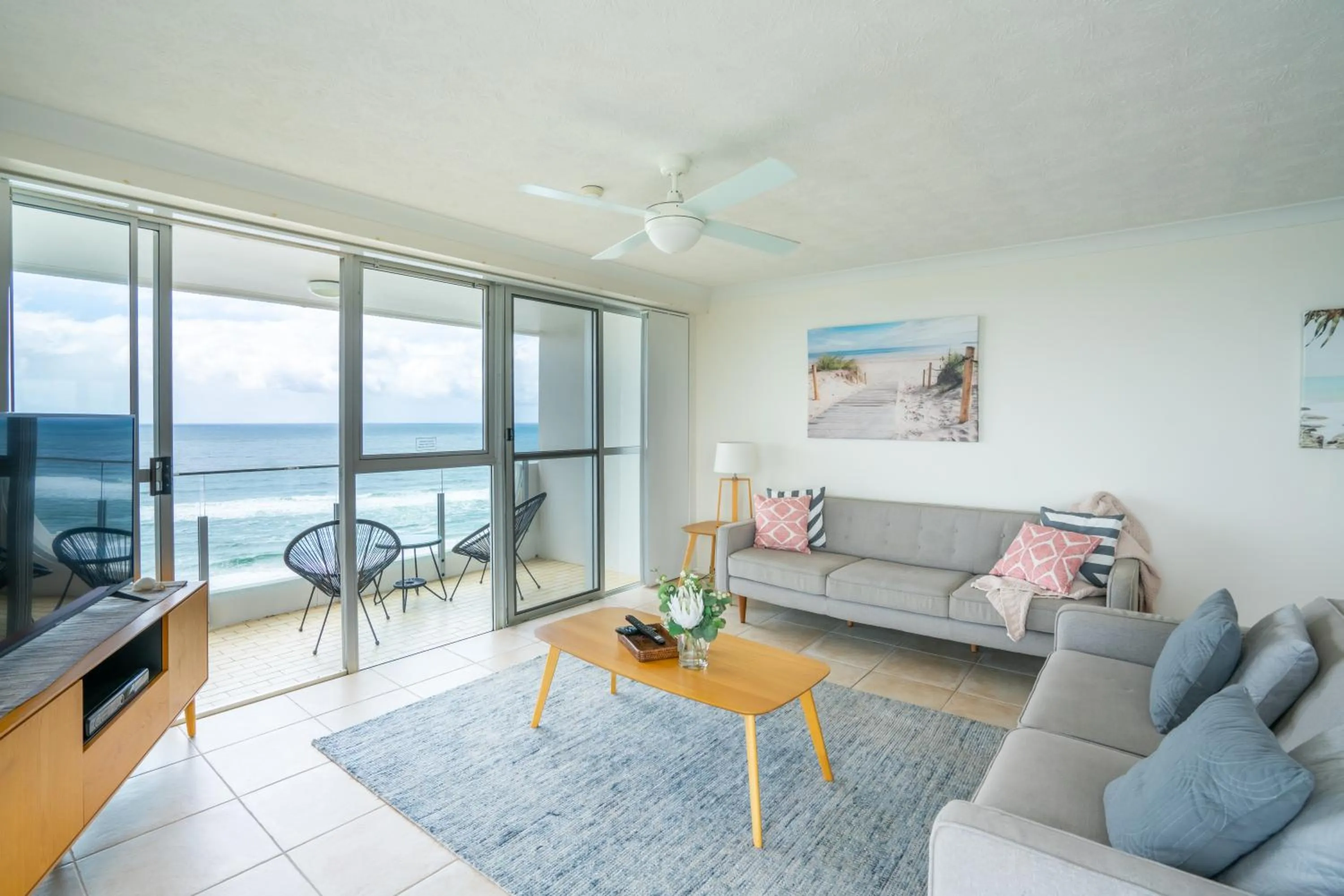 Living room in Cashelmara Beachfront Apartments