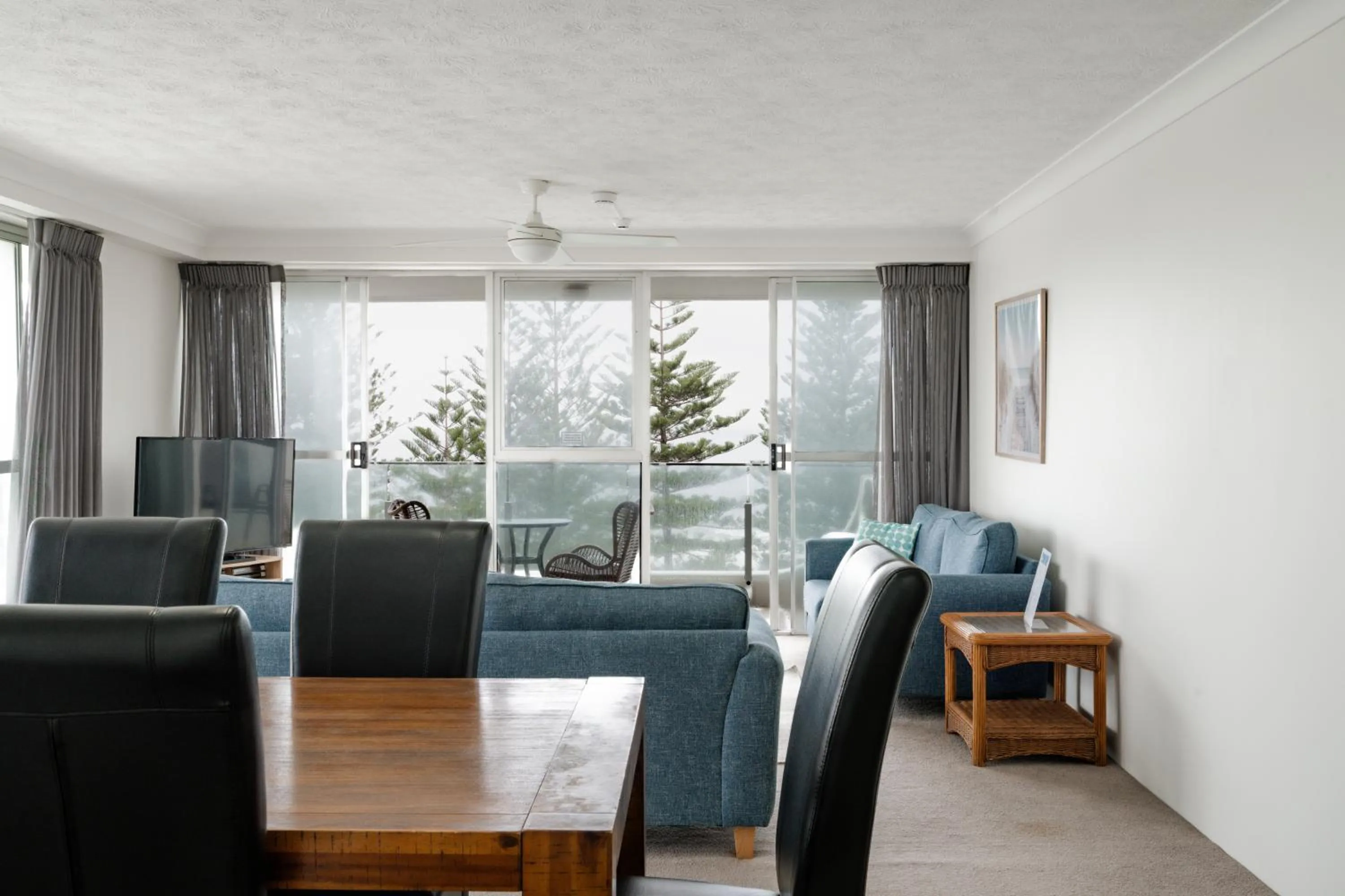 Cashelmara Beachfront Apartments