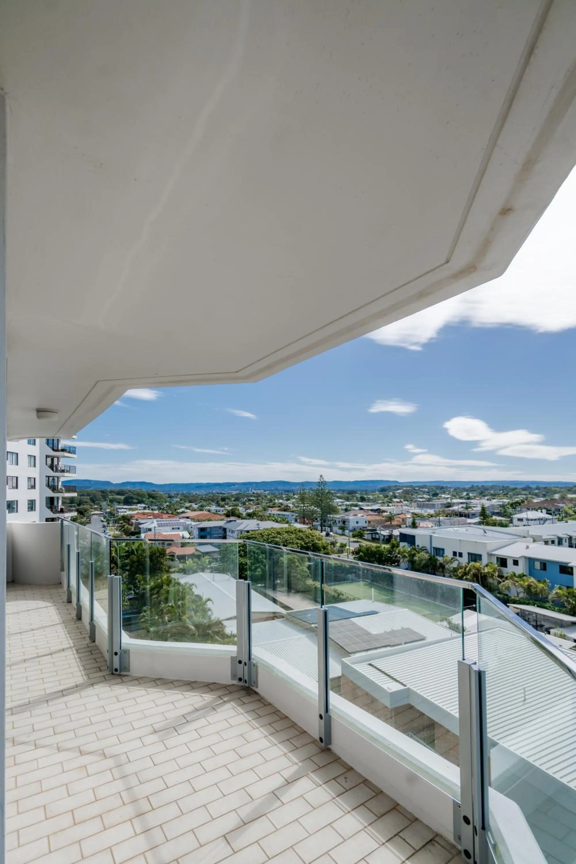 Mountain view in Cashelmara Beachfront Apartments
