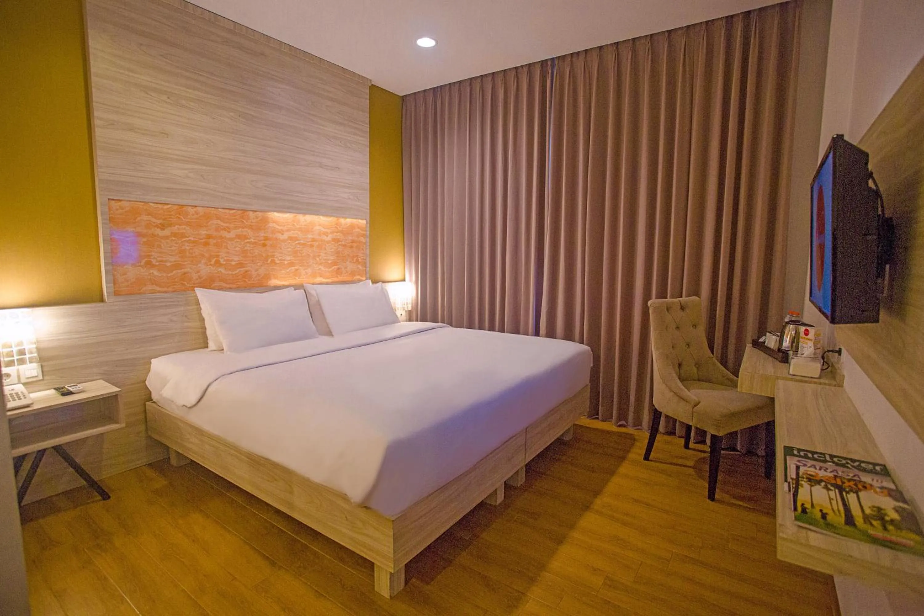 Bed in Front One Akshaya Hotel Karawang