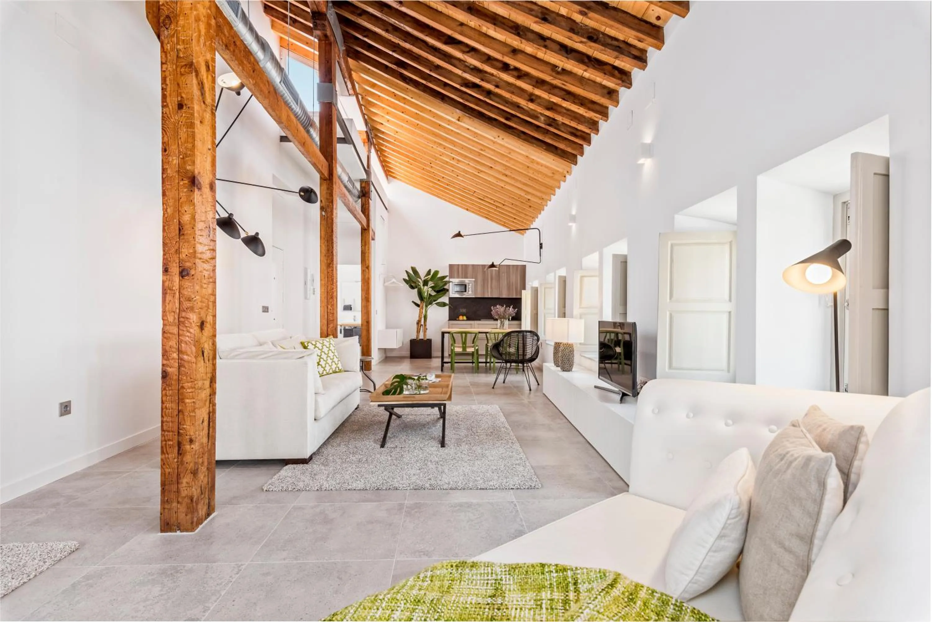 Photo of the whole room in iloftmalaga Premium Centro Histórico