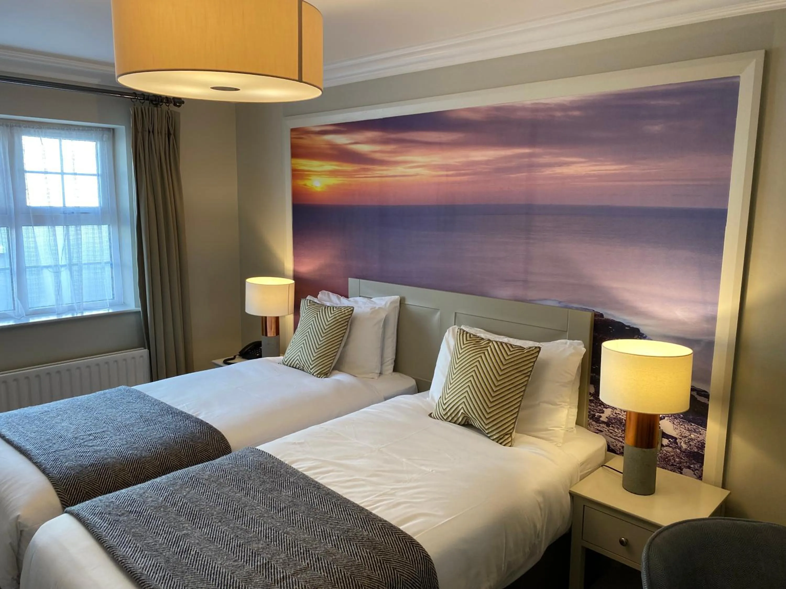 Photo of the whole room, Bed in The Wild Atlantic Lodge